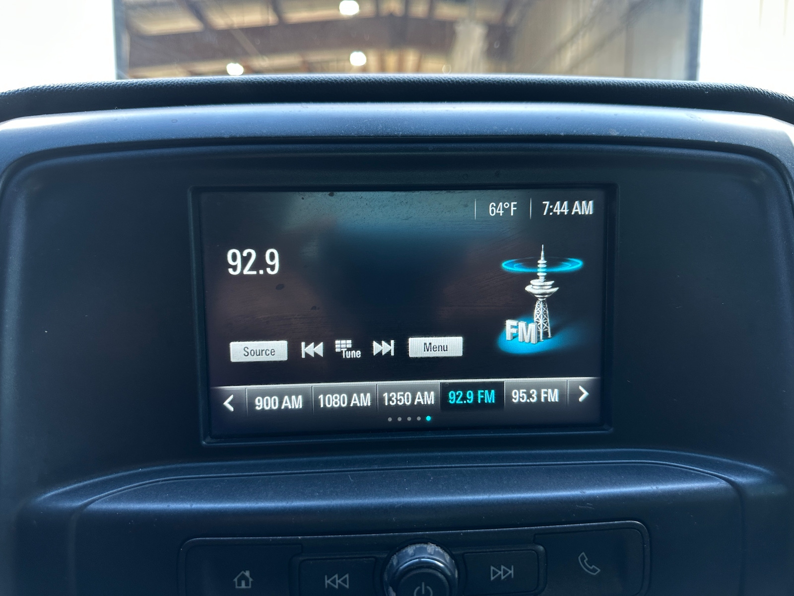 Thumbnail: 2018 Chevrolet Silverado 1500 - 4