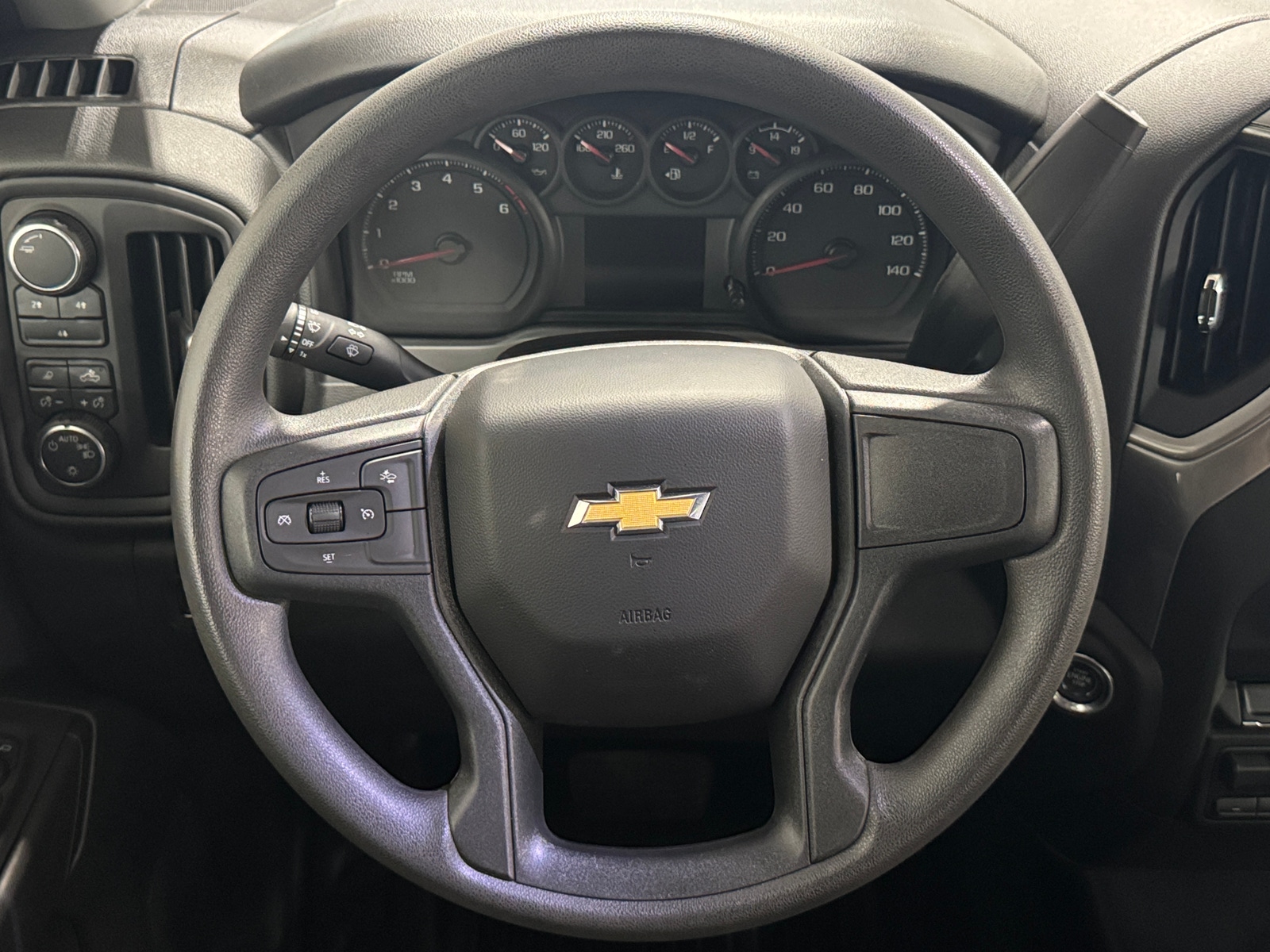 Thumbnail: 2024 Chevrolet Silverado 3500 - 5