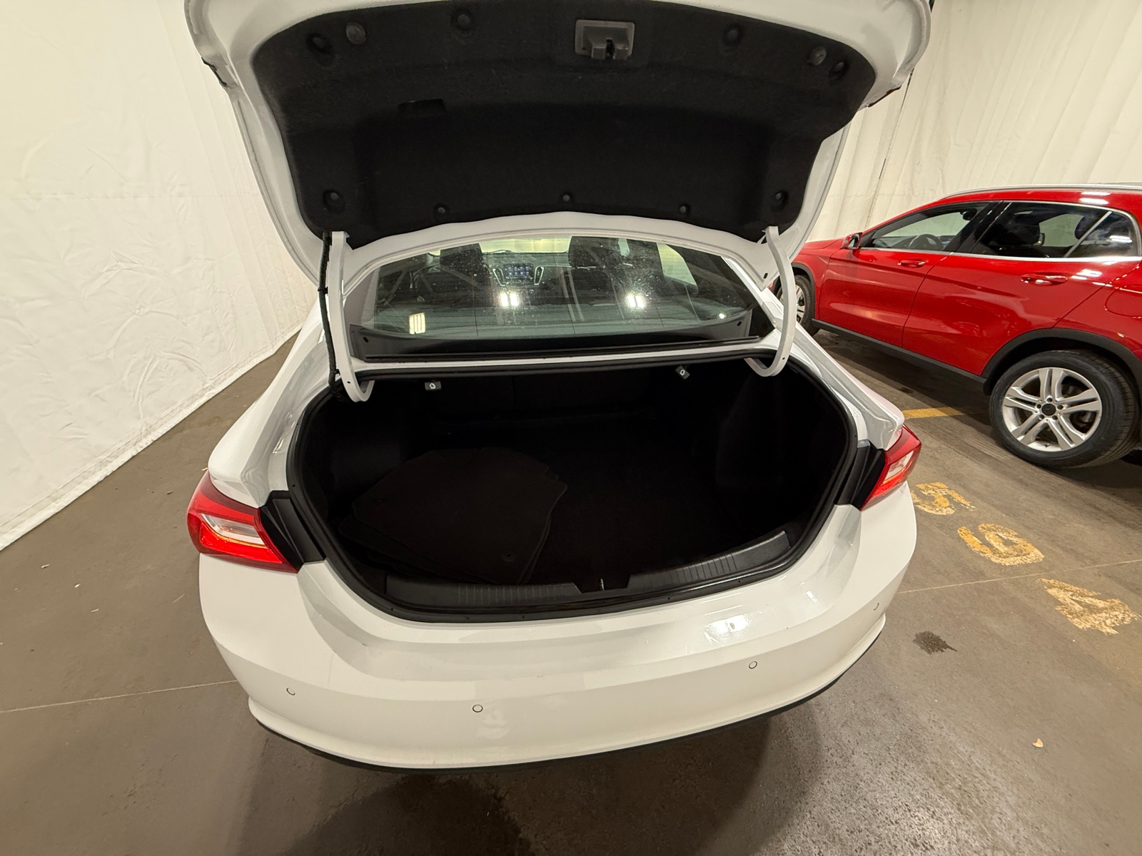 Thumbnail: 2024 Chevrolet Malibu - 7