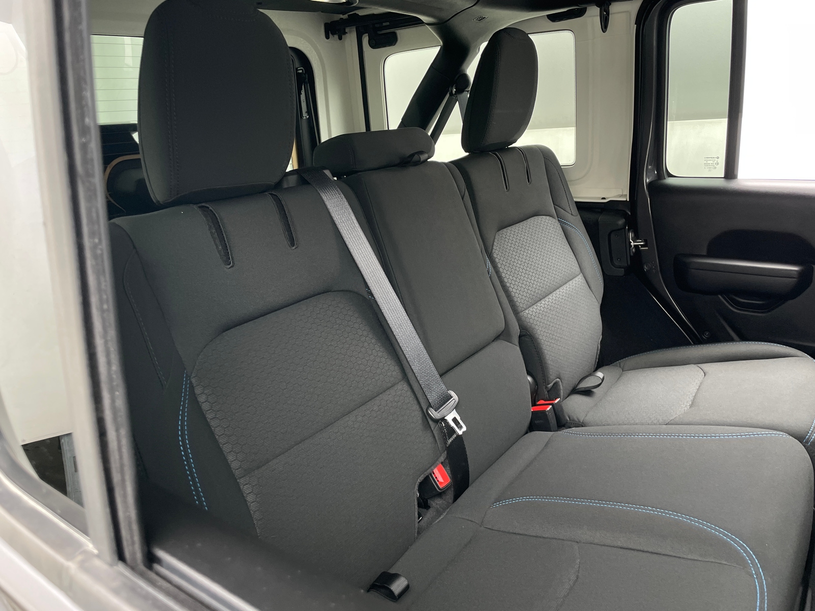 Thumbnail: 2021 Jeep Wrangler - 6