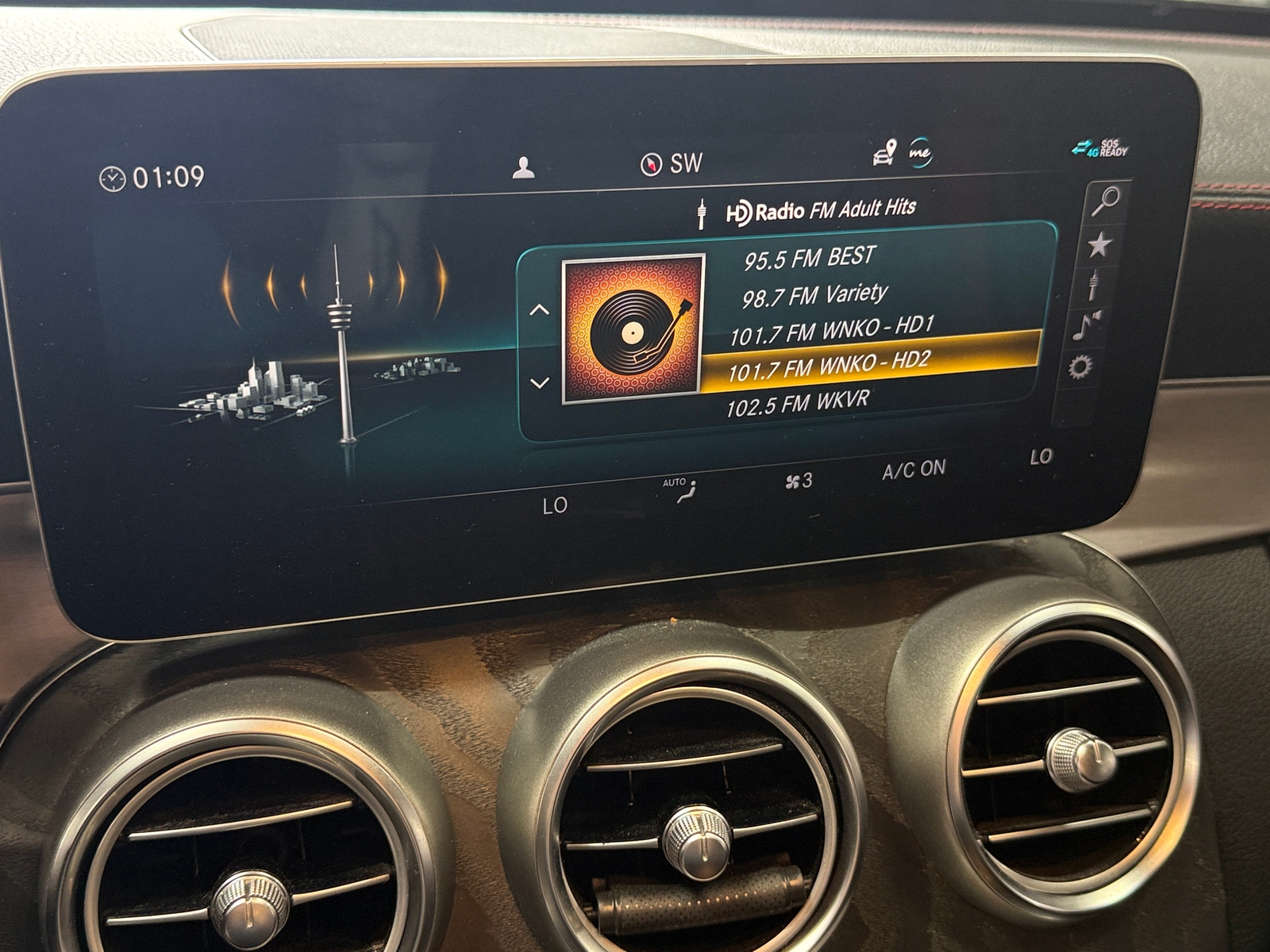 Thumbnail: 2019 Mercedes-Benz C-Class - 3