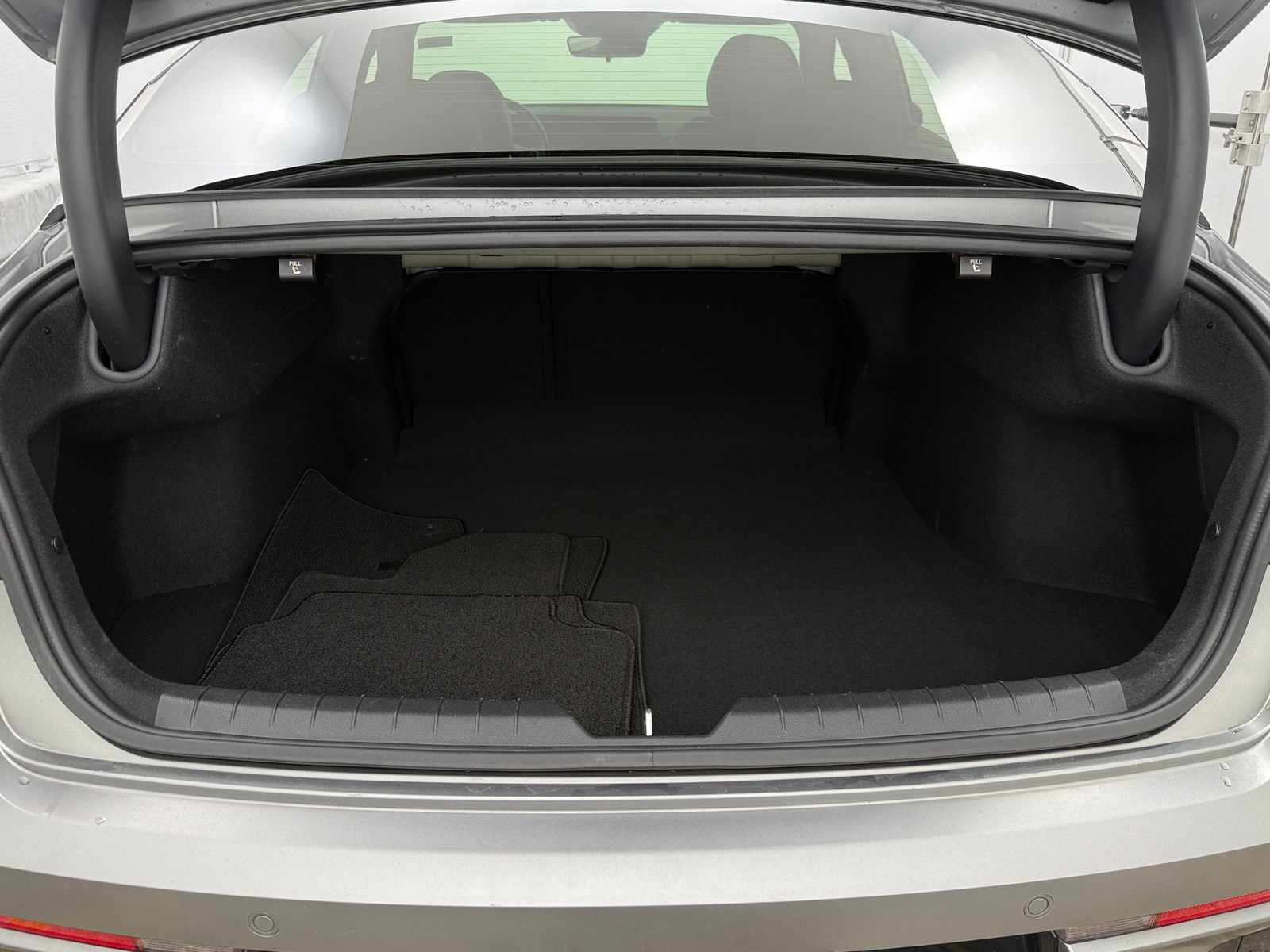 Thumbnail: 2025 Kia K5 - 6