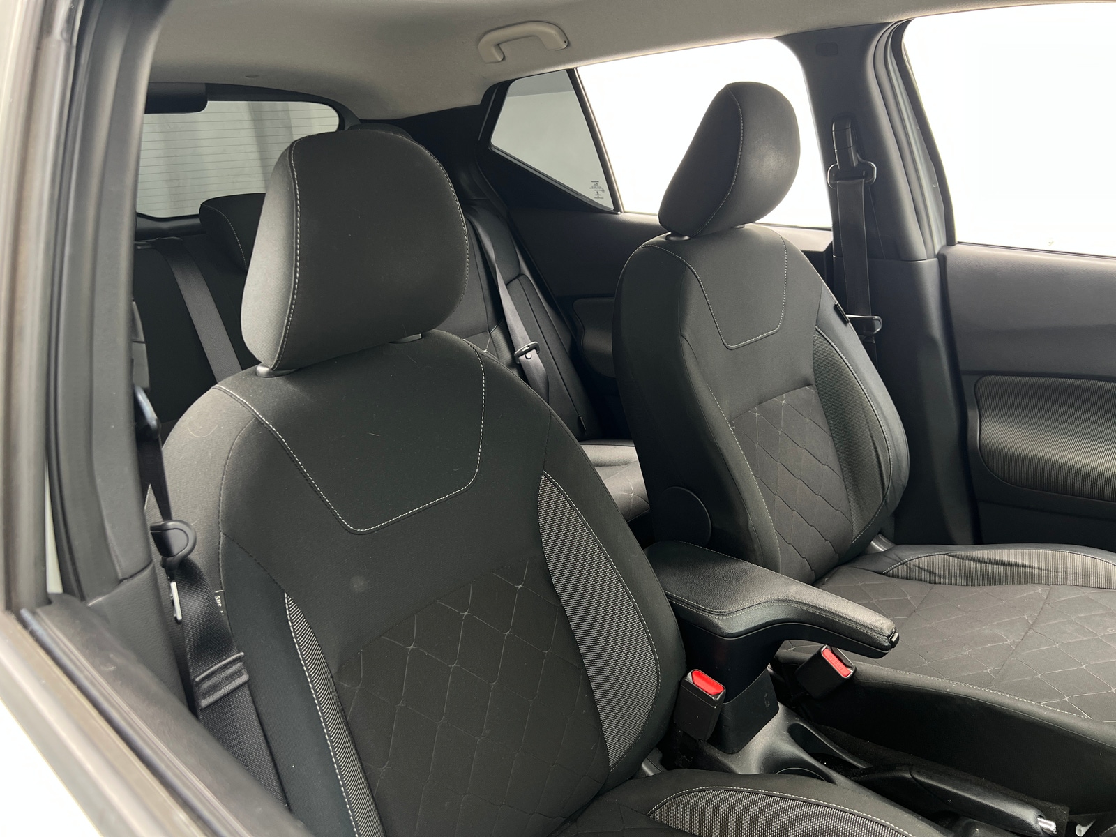 Thumbnail: 2020 Nissan Kicks - 2