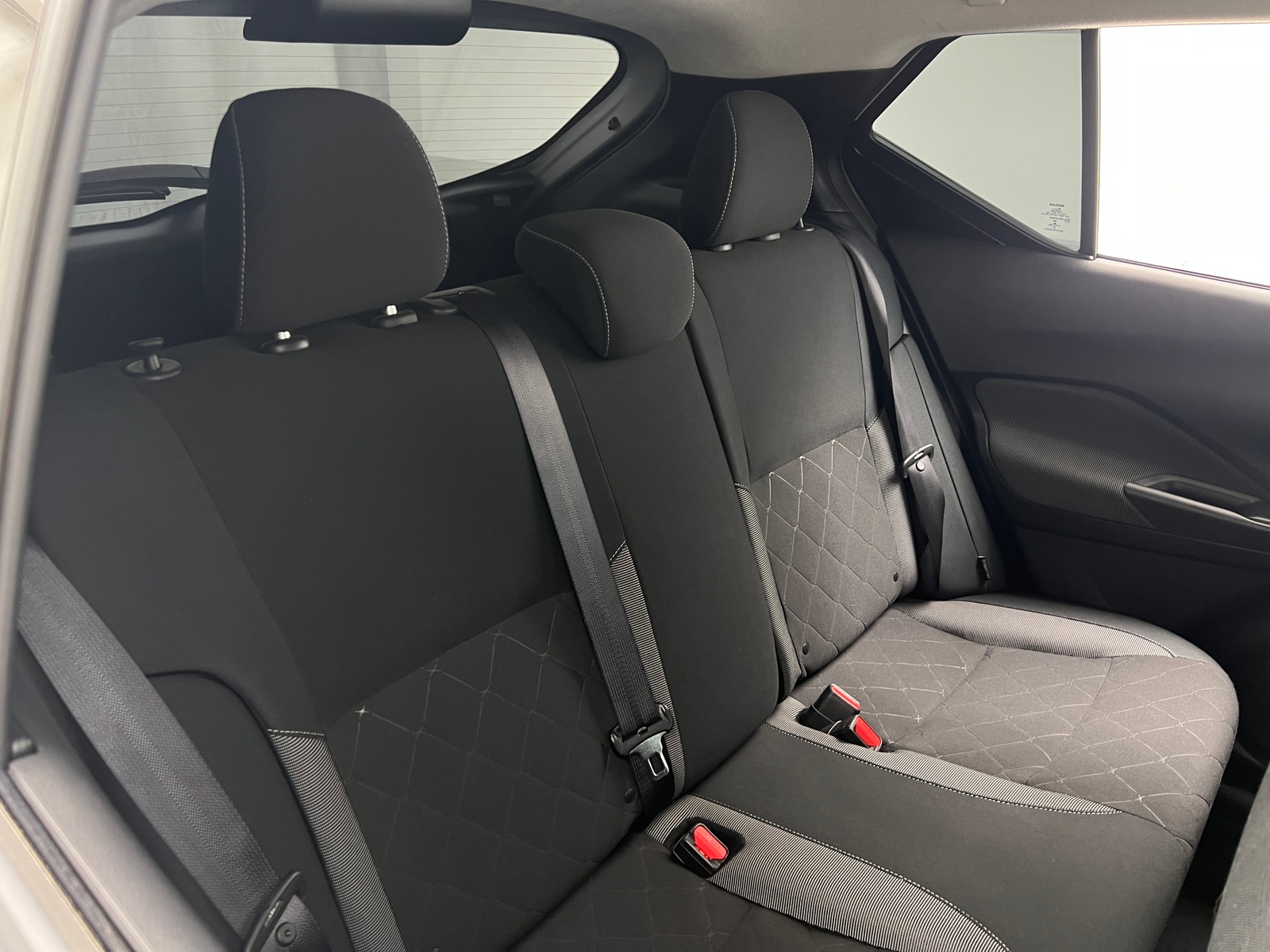 Thumbnail: 2020 Nissan Kicks - 6