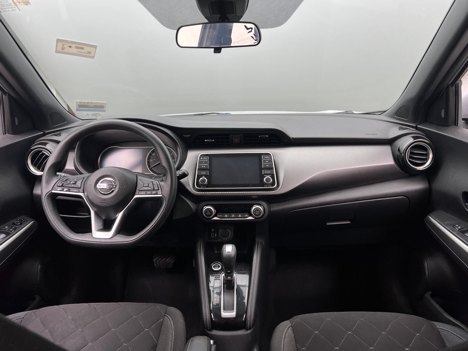 Thumbnail: 2020 Nissan Kicks - 3