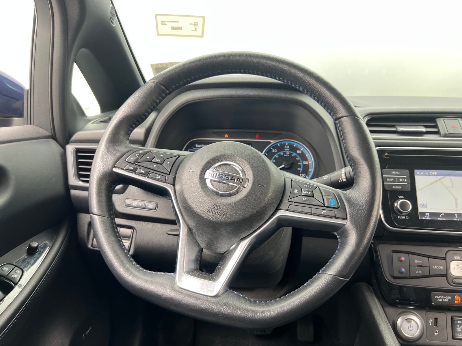 Thumbnail: 2018 Nissan Leaf - 4