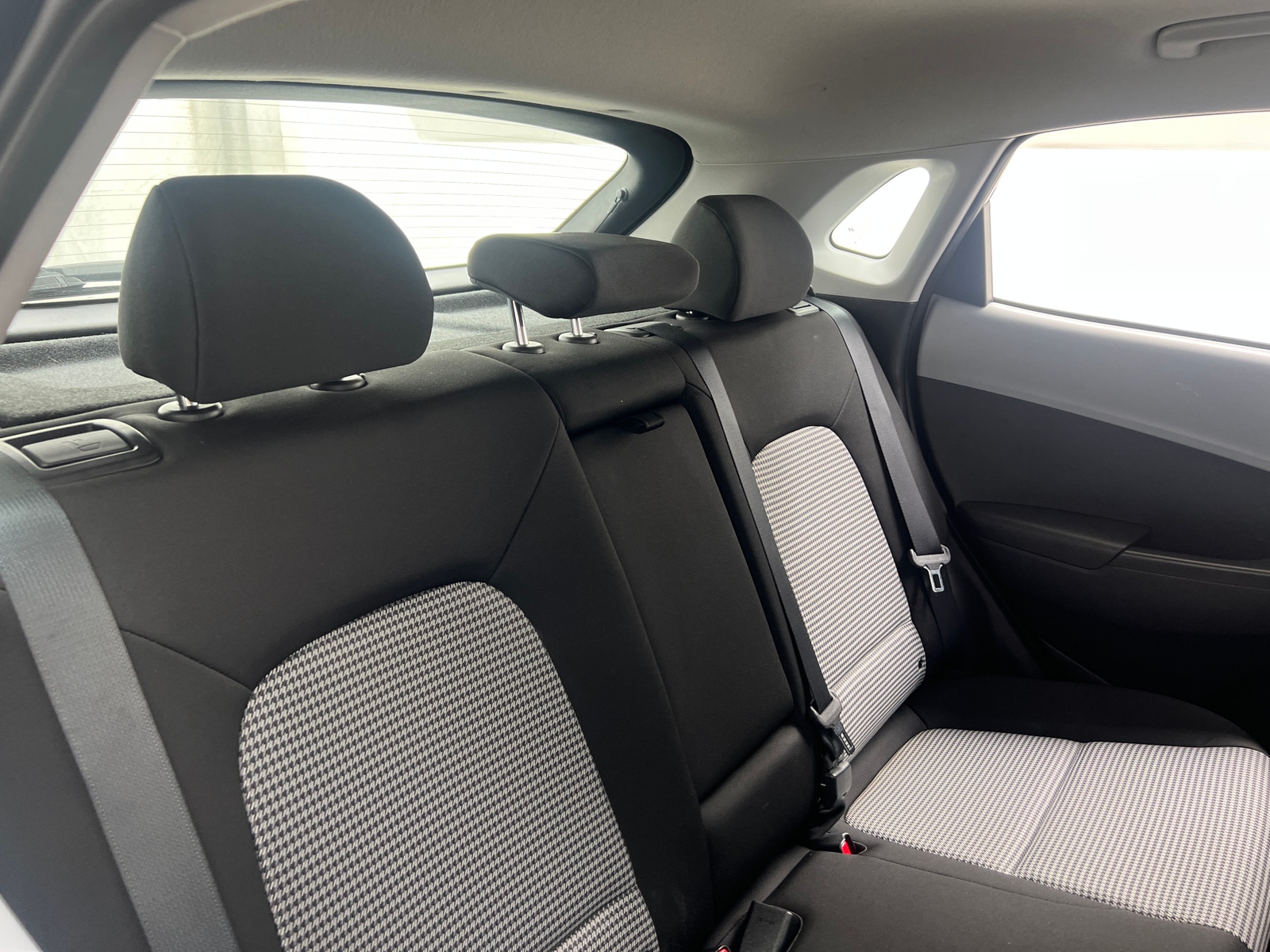 Thumbnail: 2019 Hyundai Kona - 6