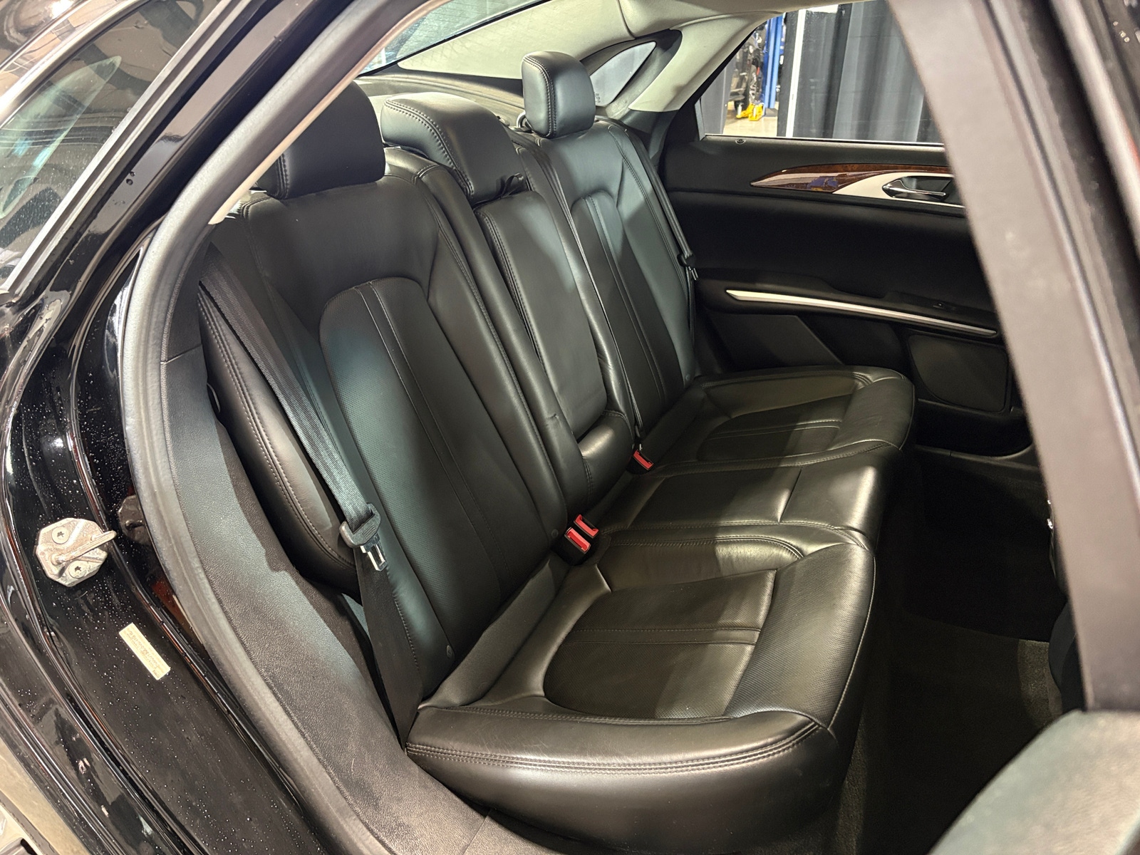 Thumbnail: 2016 Lincoln MKZ - 5