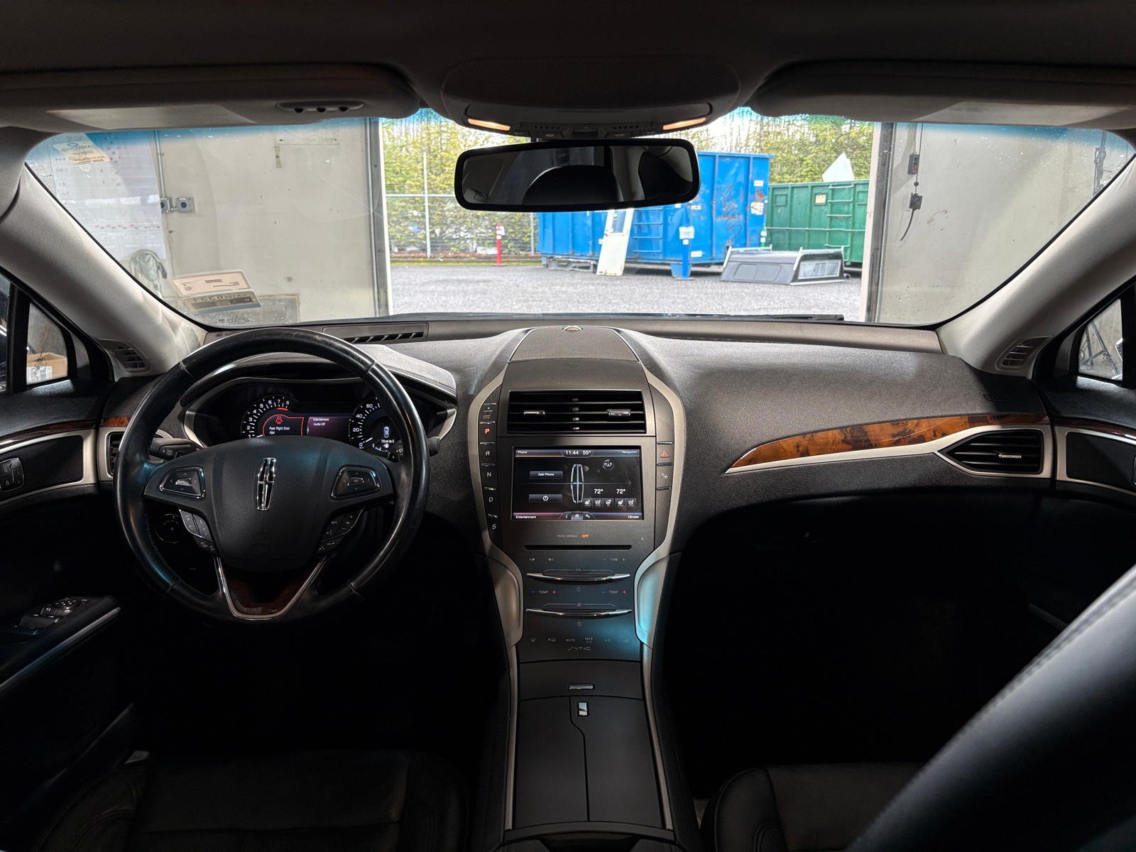 Thumbnail: 2016 Lincoln MKZ - 2