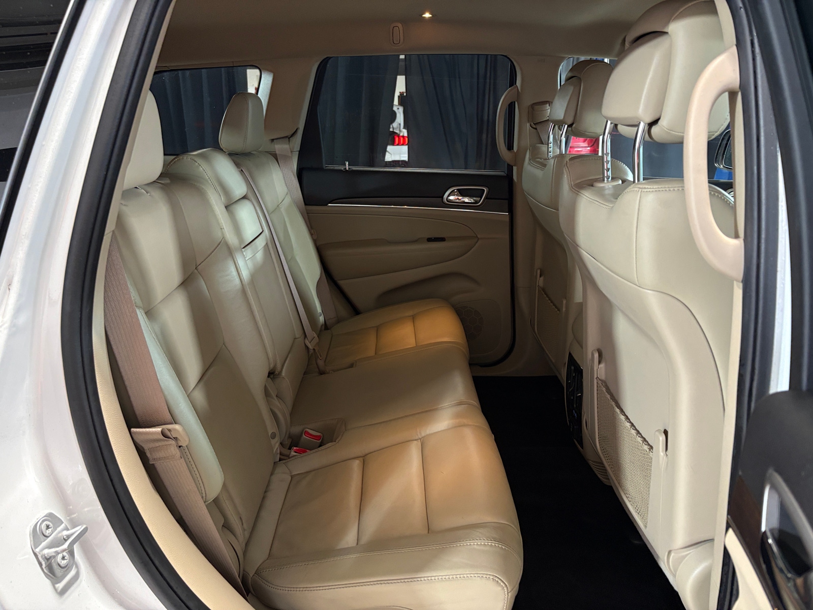 Thumbnail: 2018 Jeep Grand Cherokee - 5