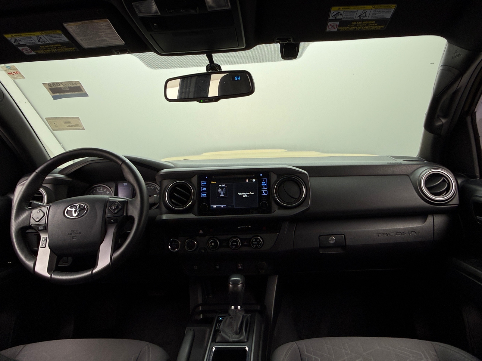 Thumbnail: 2016 Toyota Tacoma - 3