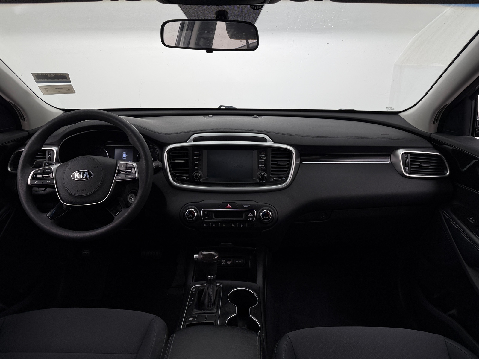 Thumbnail: 2019 Kia Sorento - 3