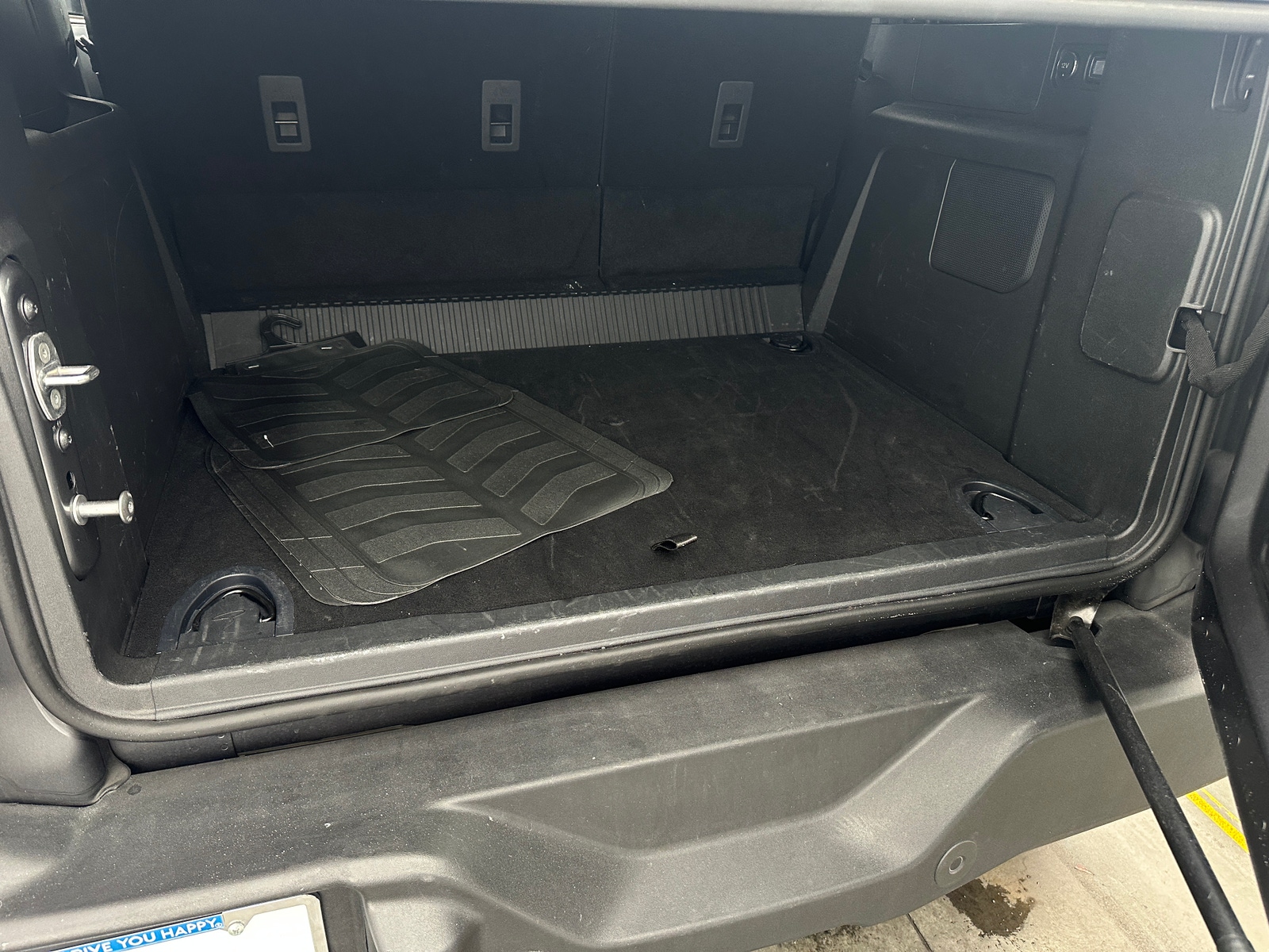 Thumbnail: 2025 Ford Bronco - 7