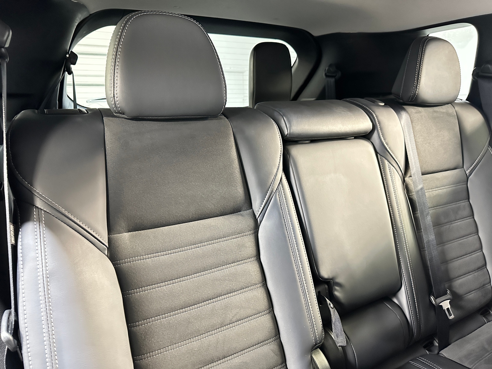 Thumbnail: 2024 Mitsubishi Outlander - 5