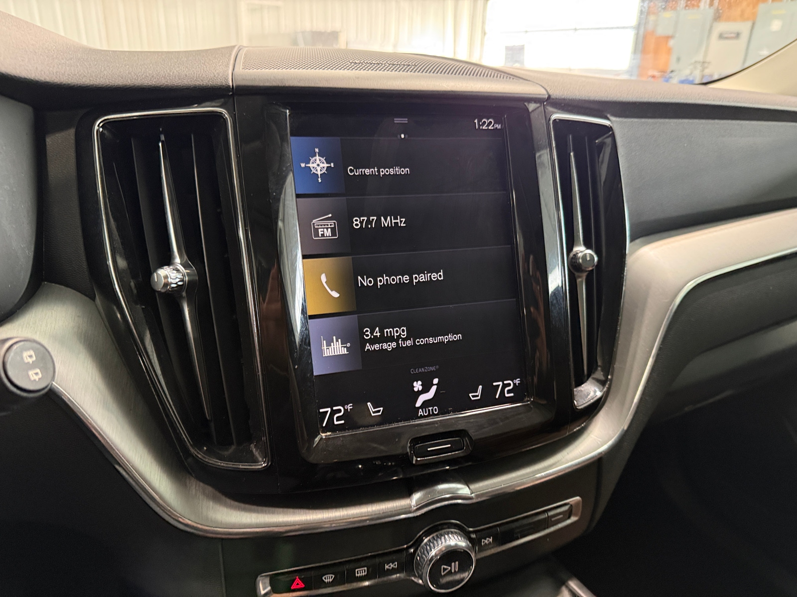 Thumbnail: 2019 Volvo XC60 - 3