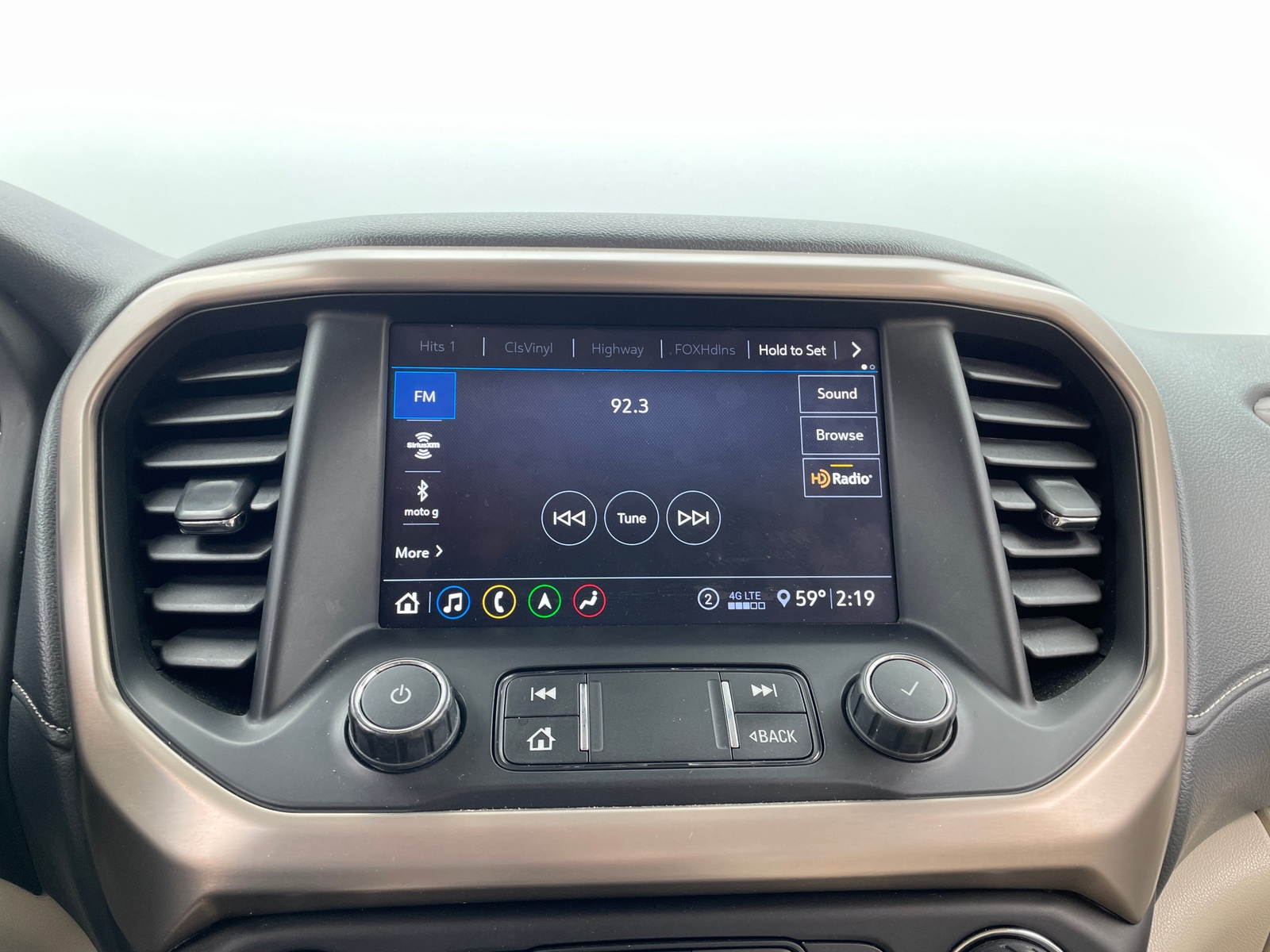 Thumbnail: 2020 GMC Acadia - 3