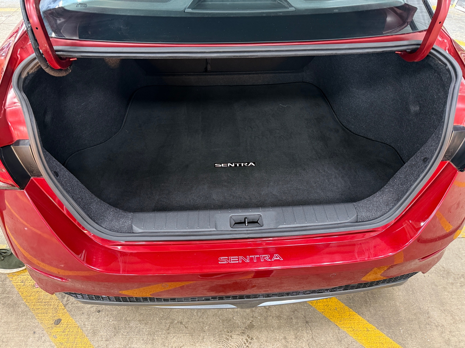 Thumbnail: 2021 Nissan Sentra - 7