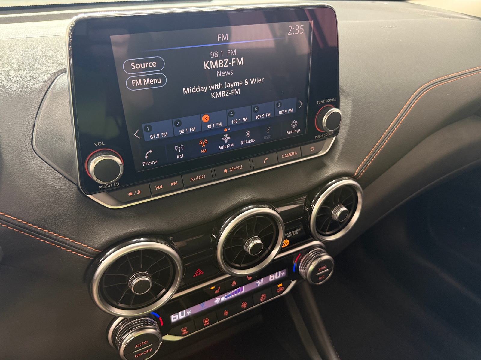 Thumbnail: 2021 Nissan Sentra - 4