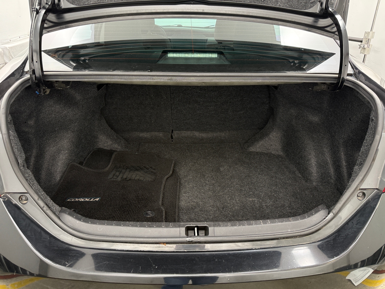 Thumbnail: 2015 Toyota Corolla - 7