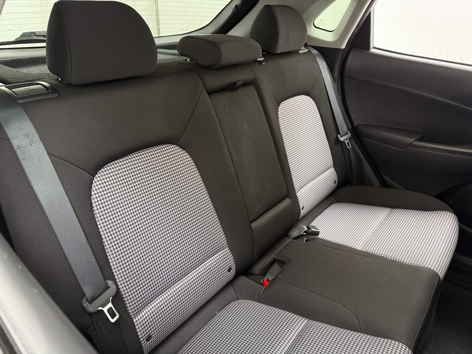 Thumbnail: 2021 Hyundai Kona - 6