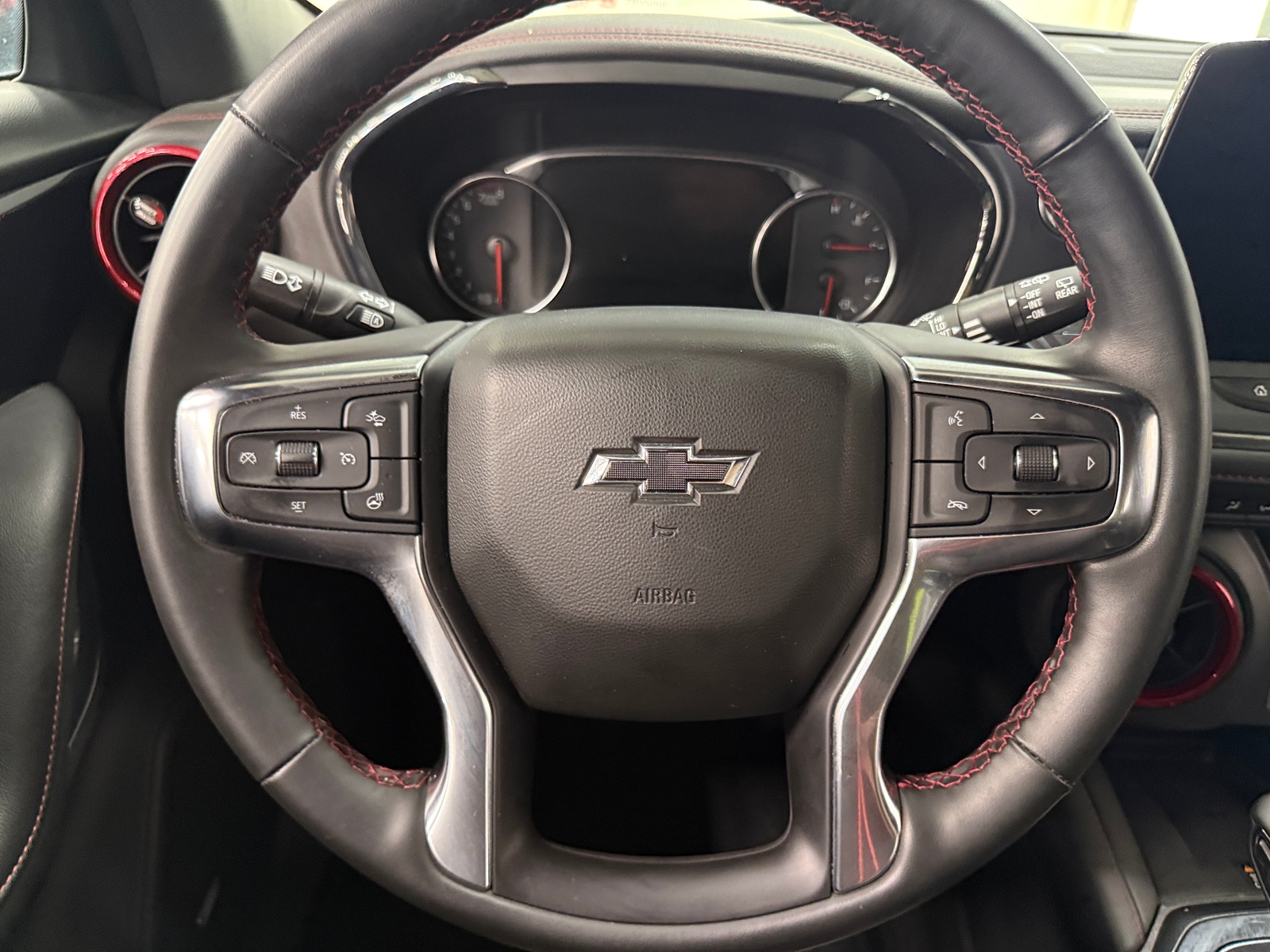 Thumbnail: 2025 Chevrolet Blazer - 4