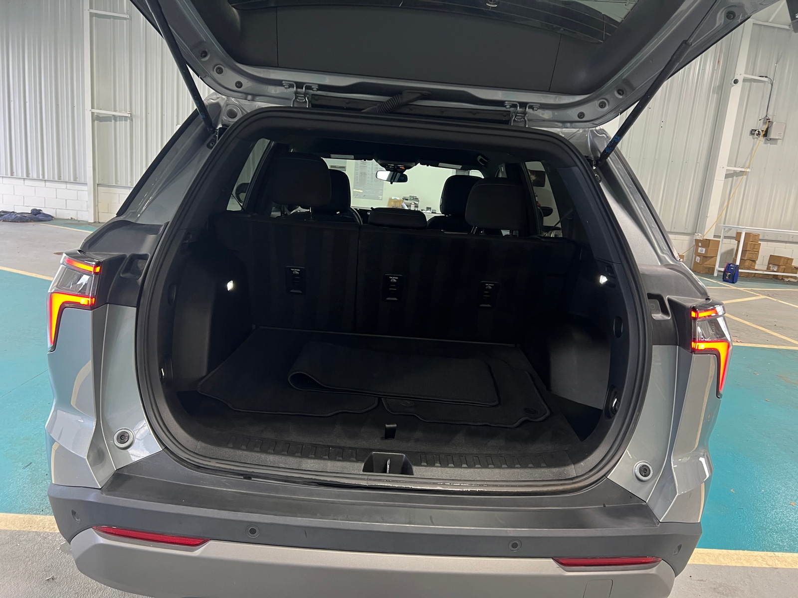 Thumbnail: 2025 Chevrolet Equinox - 7