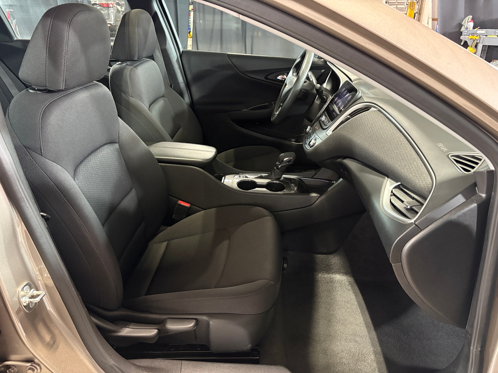 Thumbnail: 2024 Chevrolet Malibu - 2