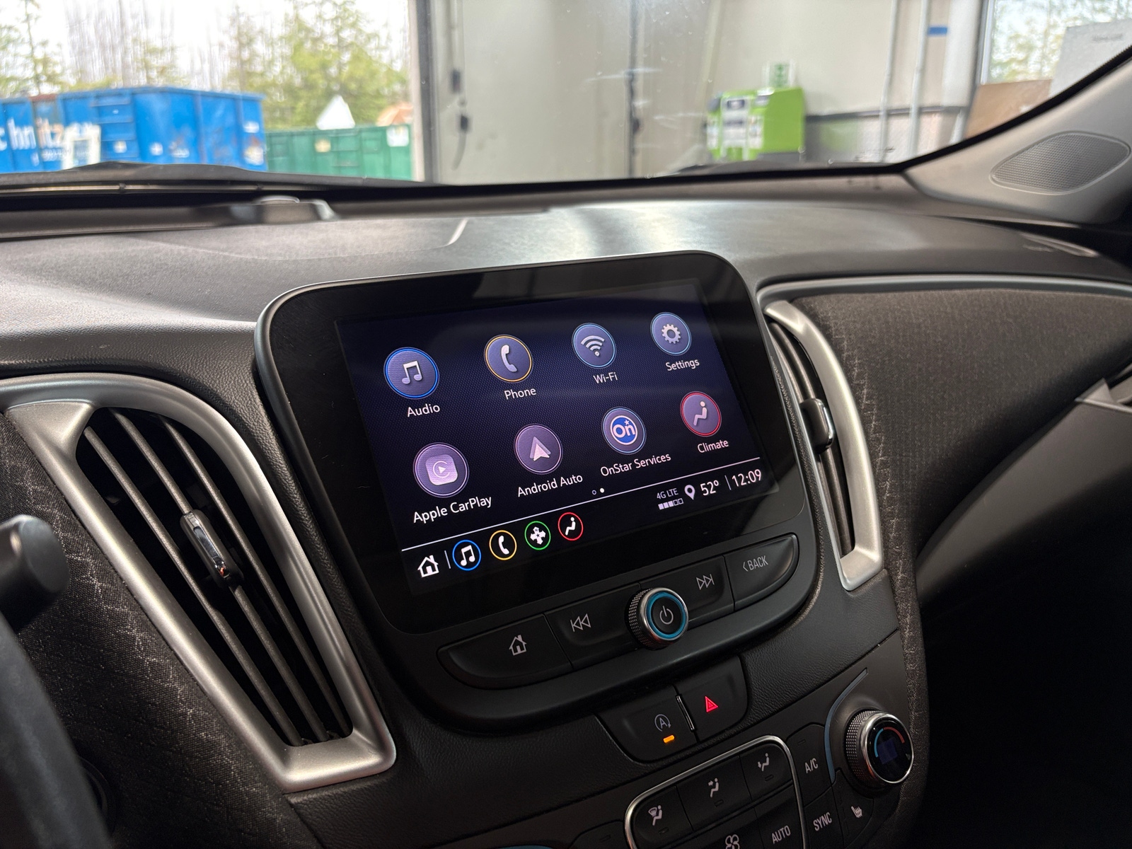 Thumbnail: 2024 Chevrolet Malibu - 4