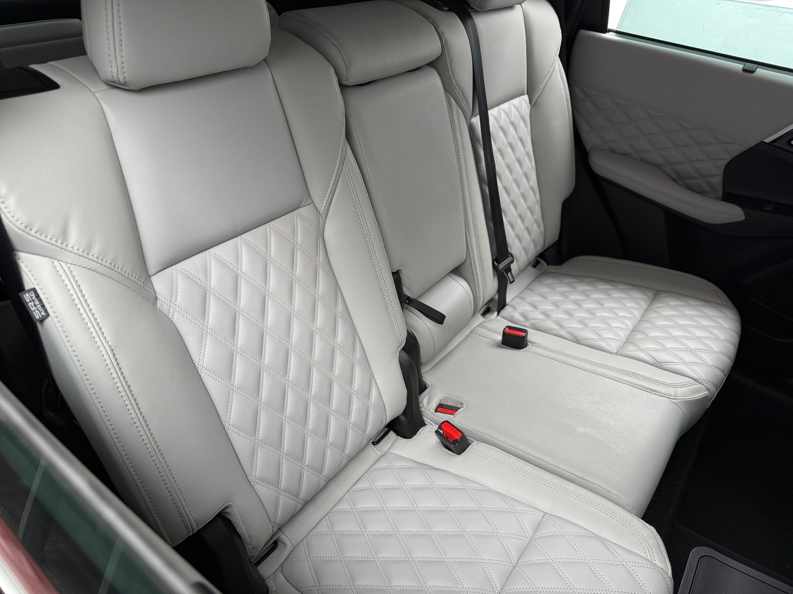 Thumbnail: 2023 Mitsubishi Outlander - 5