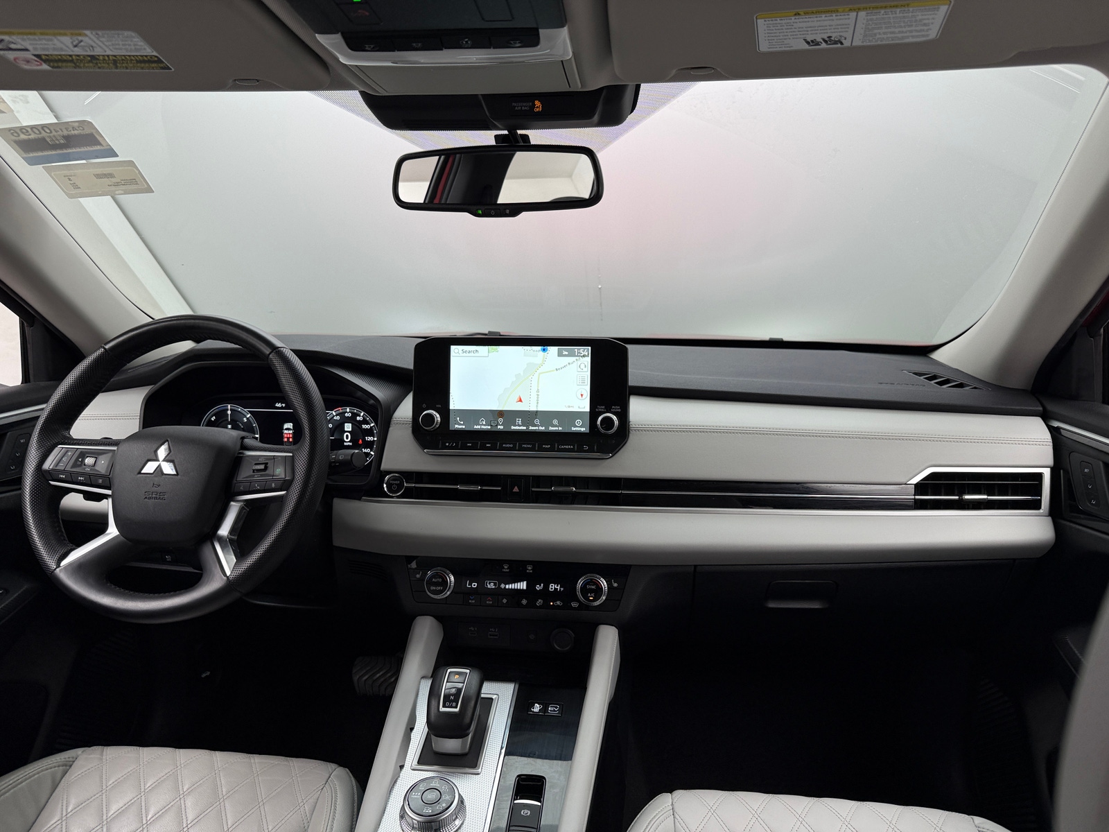 Thumbnail: 2023 Mitsubishi Outlander - 2