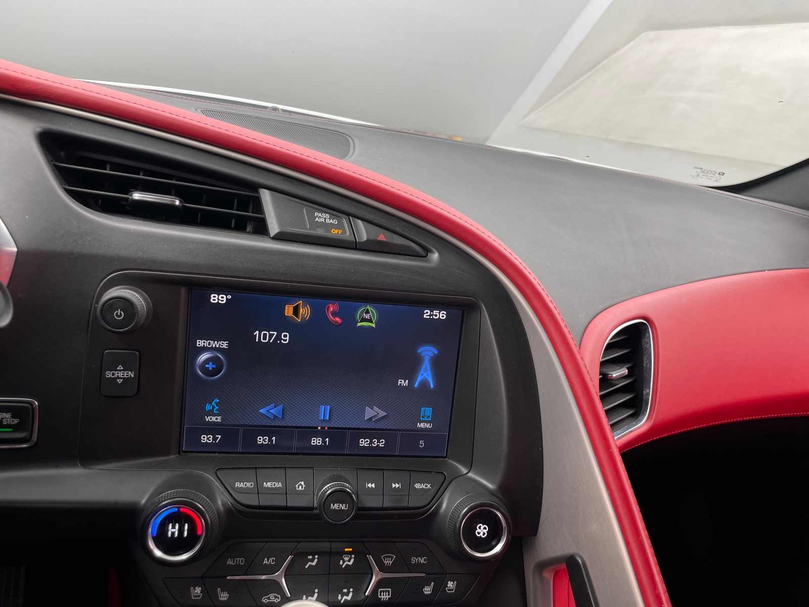 Thumbnail: 2014 Chevrolet Corvette - 3