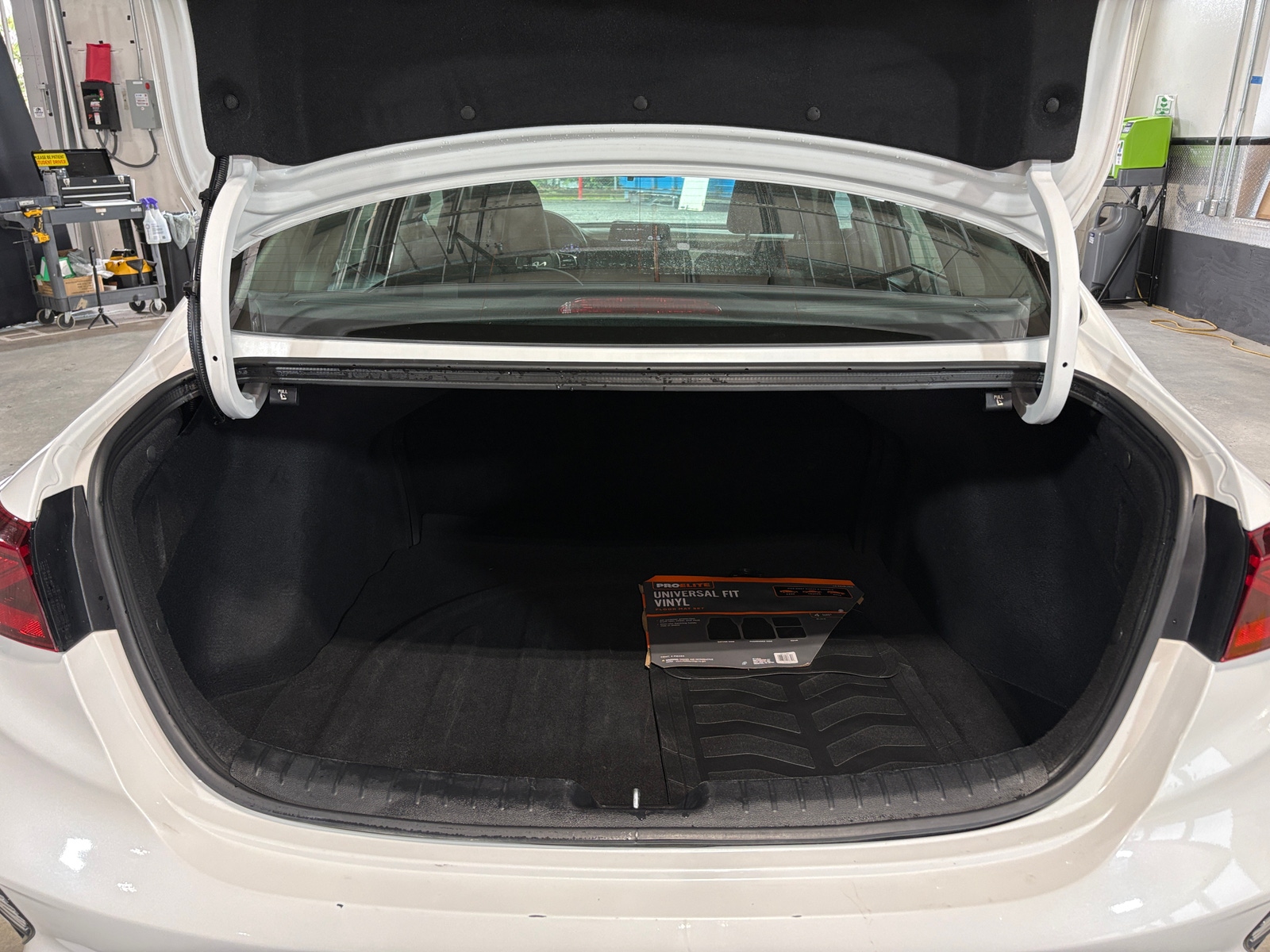 Thumbnail: 2024 Kia Forte - 7