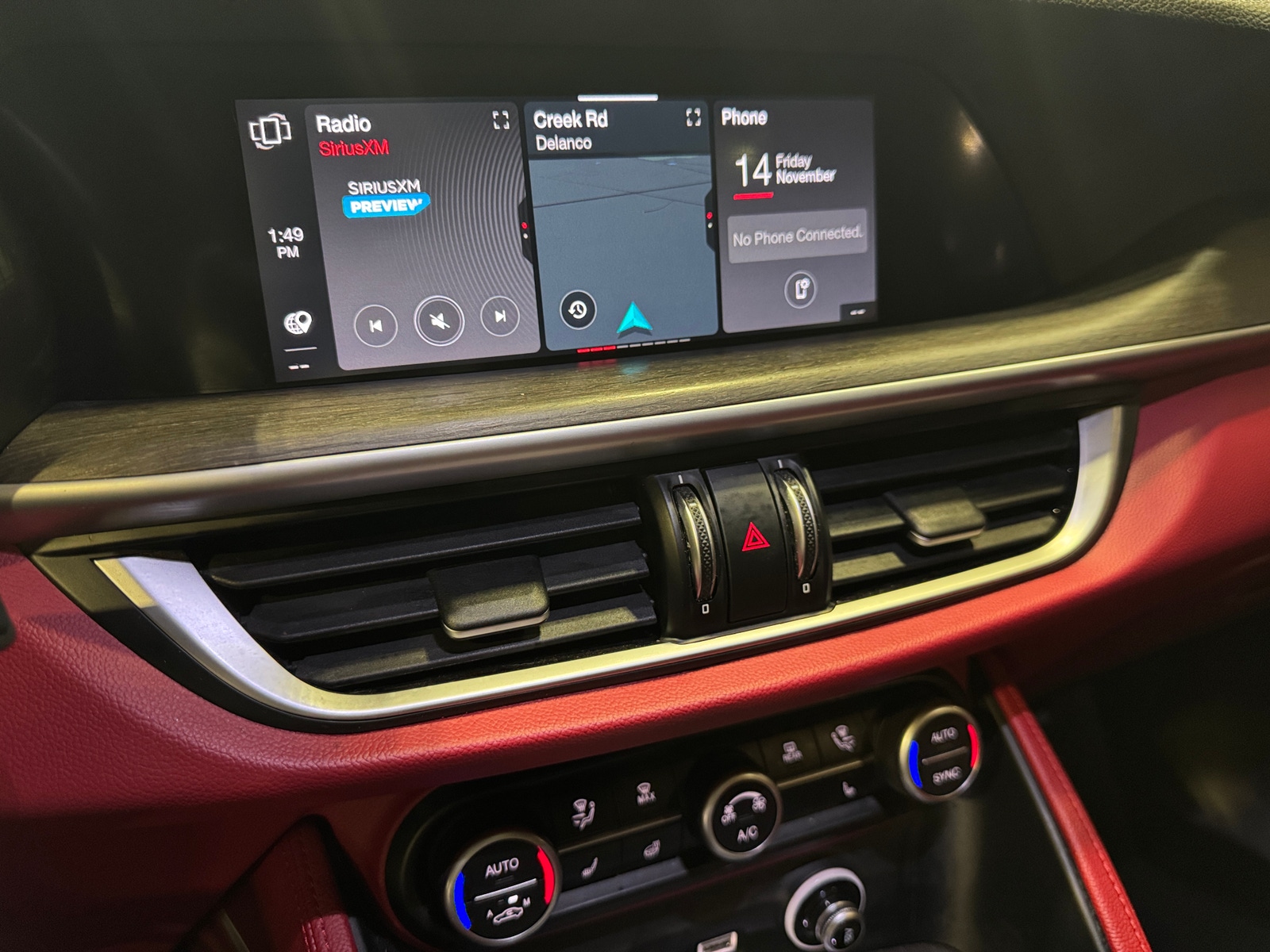 Thumbnail: 2020 Alfa Romeo Stelvio - 3