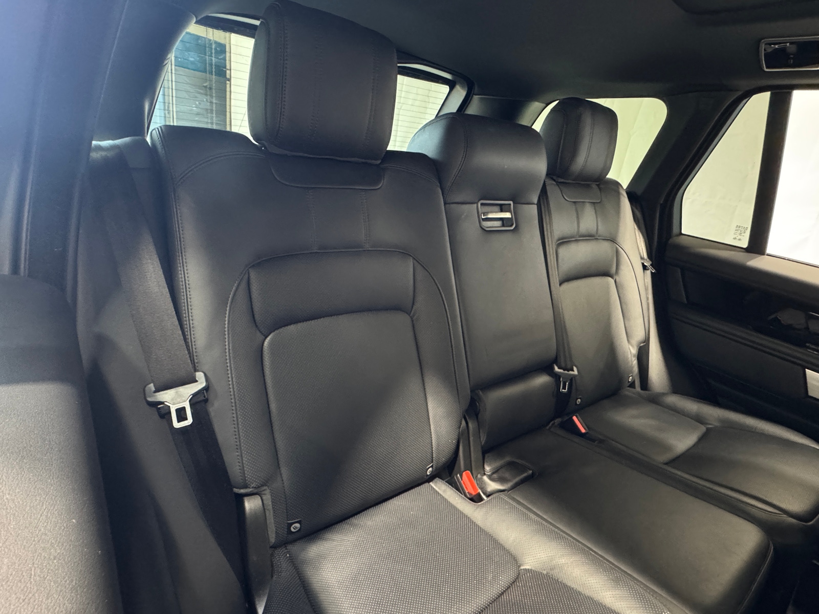 Thumbnail: 2020 Land Rover Range Rover - 5