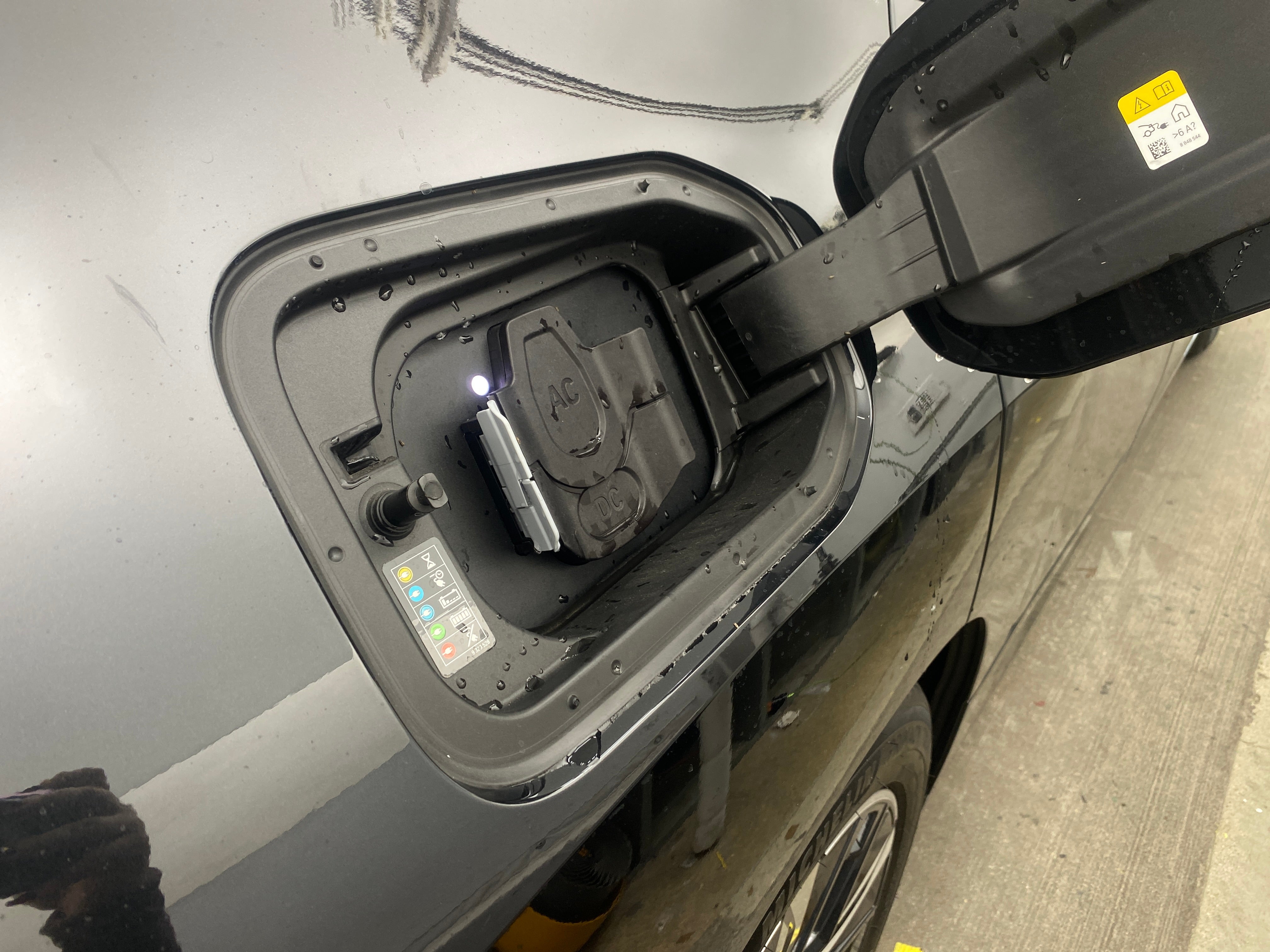 Used 2023 BMW iX Base with VIN WB523CF09PCM28078 for sale in Oak Creek, WI