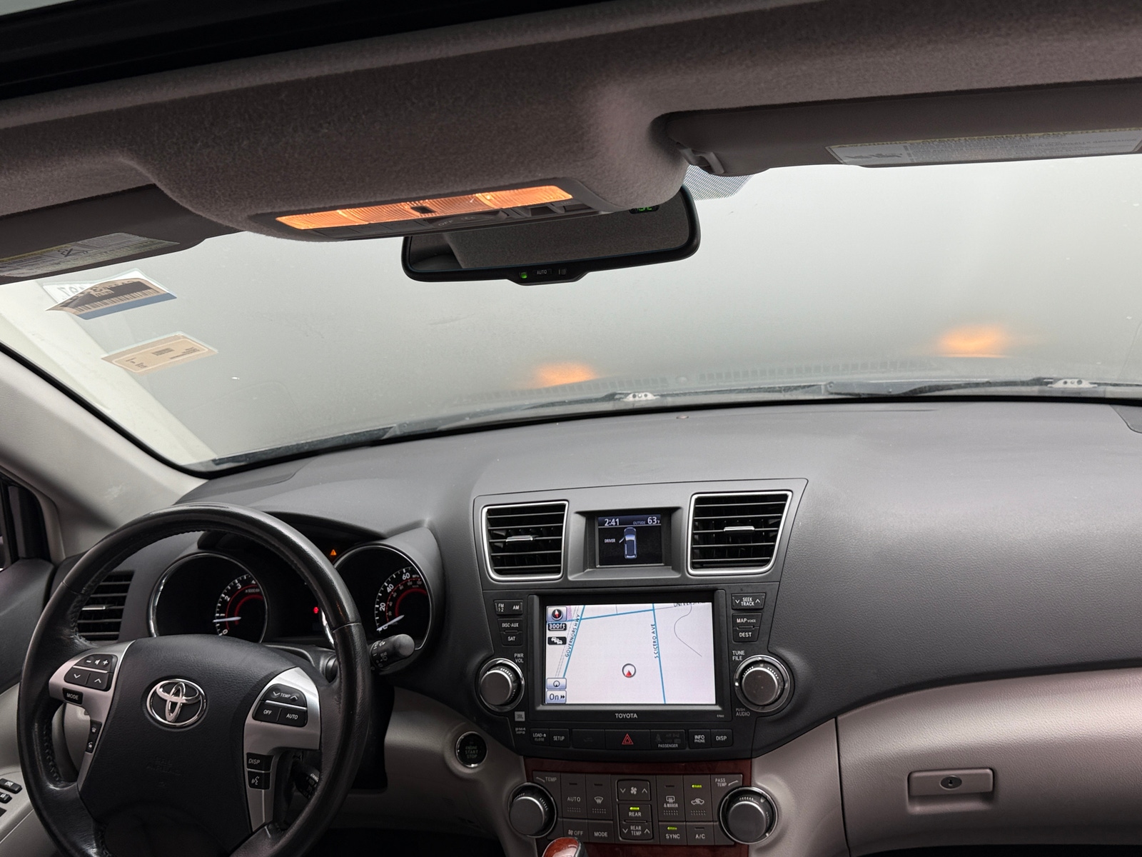 Thumbnail: 2011 Toyota Highlander - 2