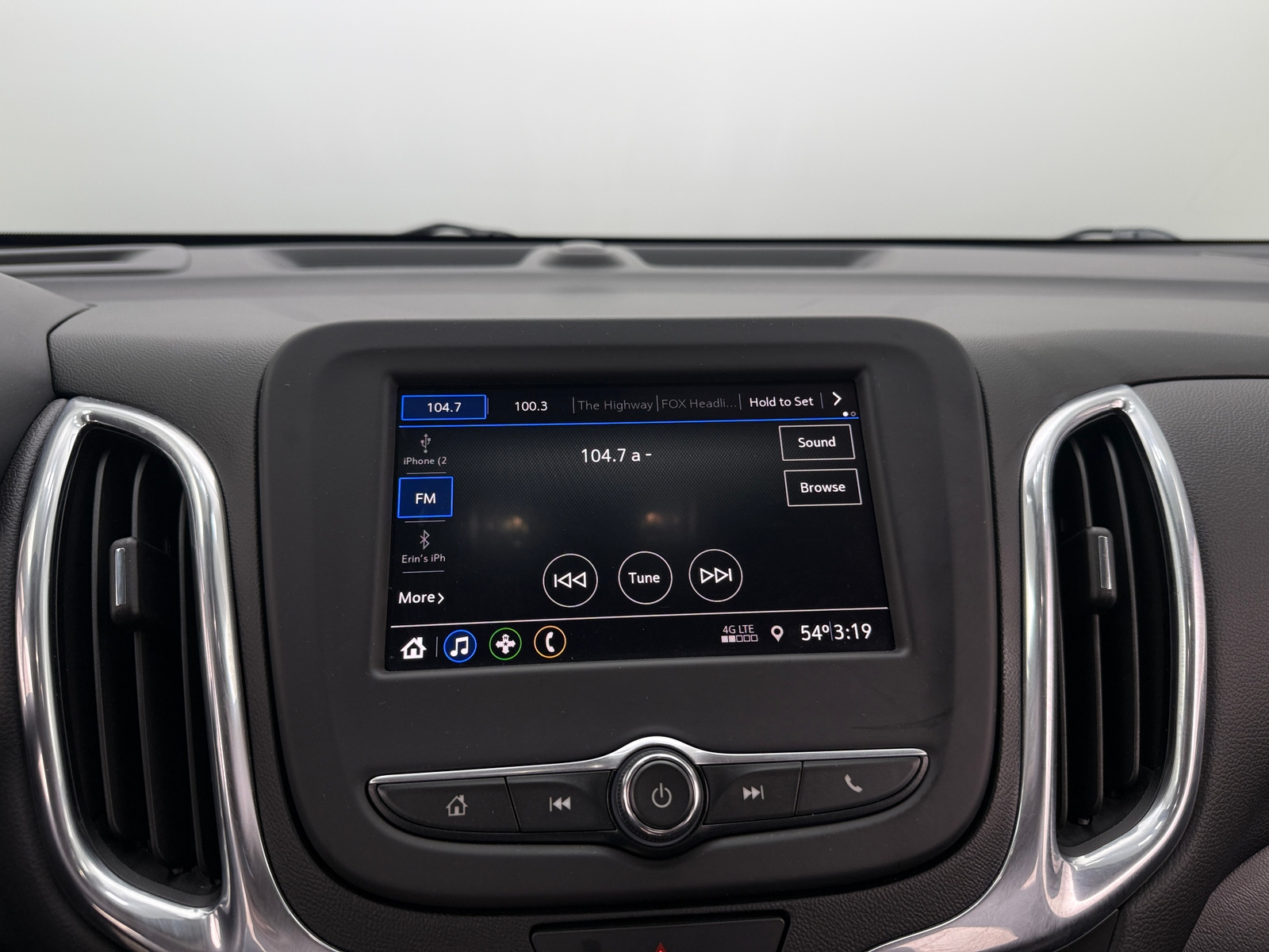 Thumbnail: 2020 Chevrolet Equinox - 4