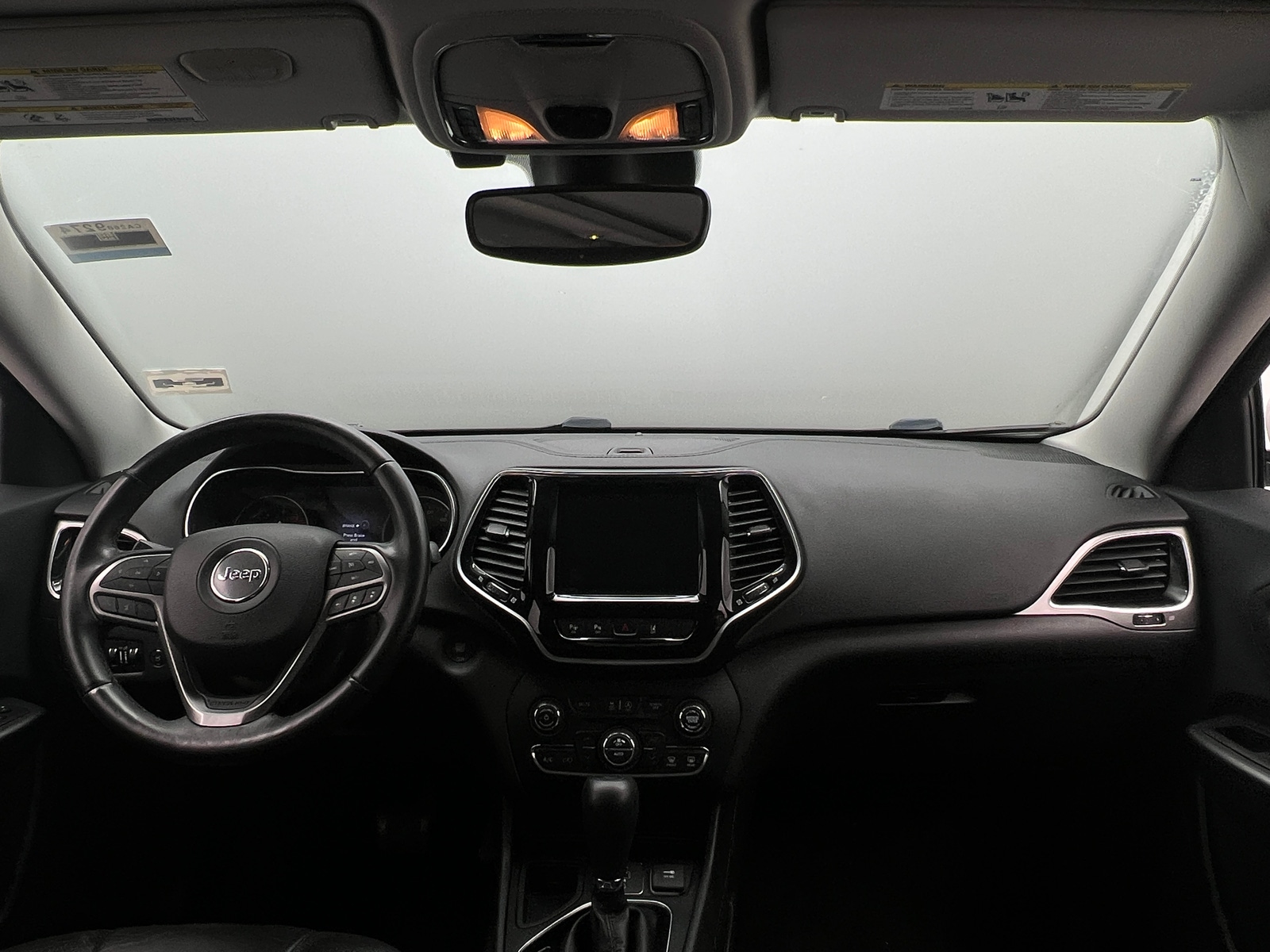 Thumbnail: 2019 Jeep Cherokee - 3