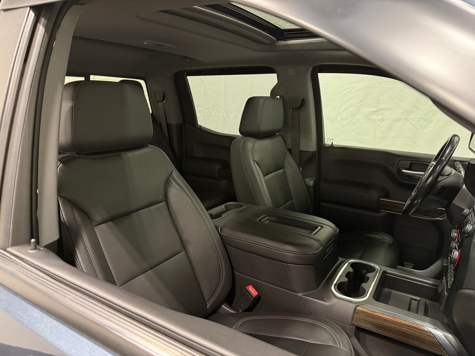 Thumbnail: 2020 Chevrolet Silverado 1500 - 2