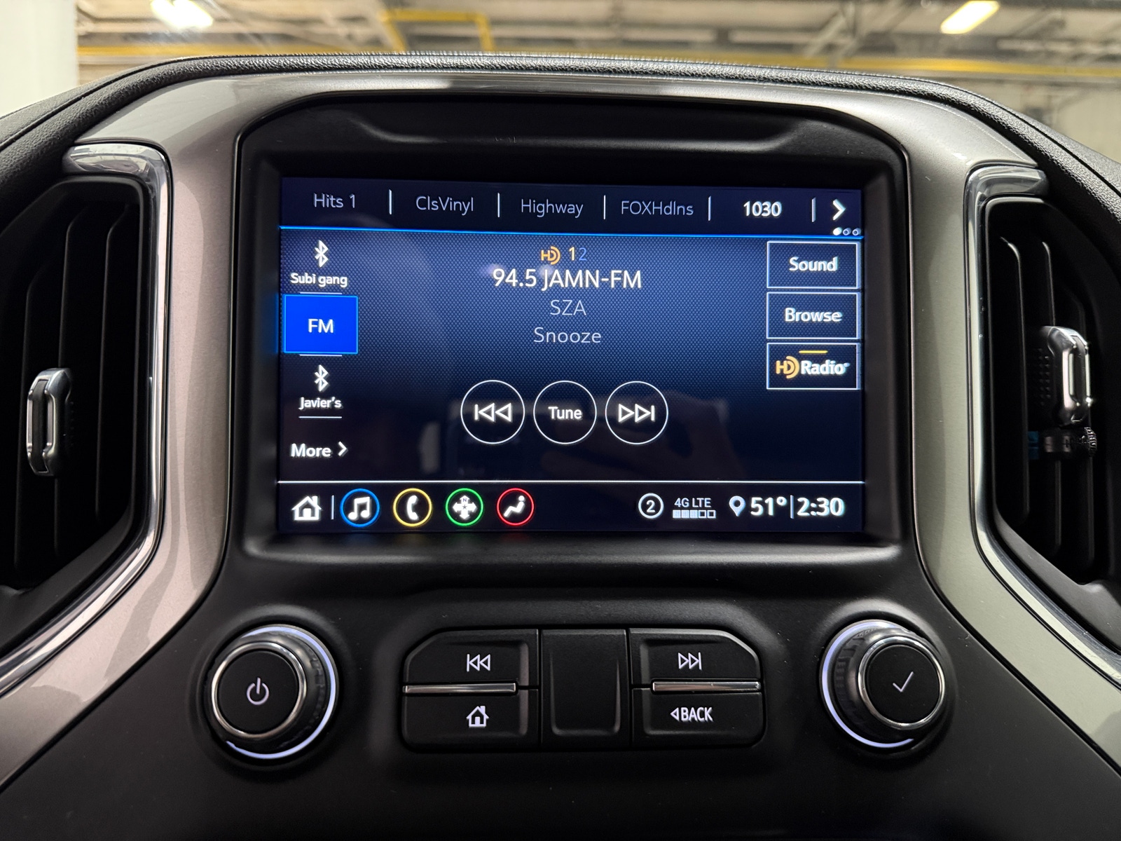 Thumbnail: 2020 Chevrolet Silverado 1500 - 4