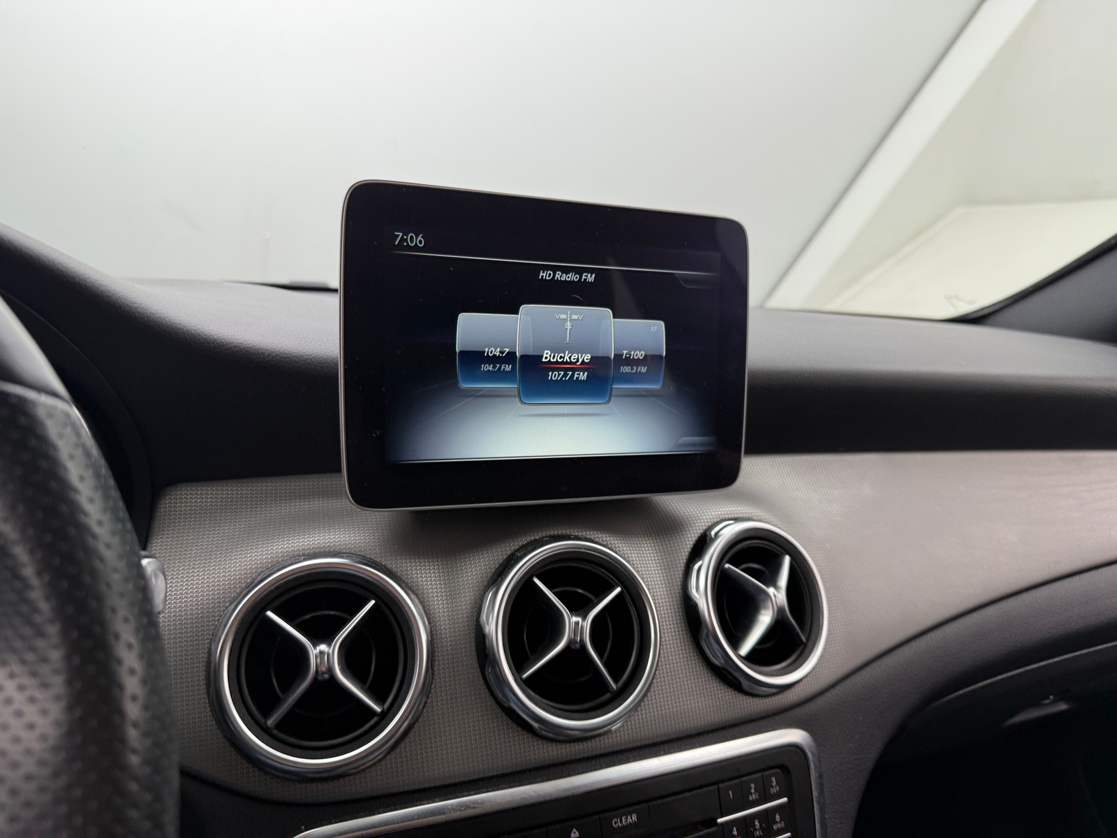 Thumbnail: 2019 Mercedes-Benz GLA - 3