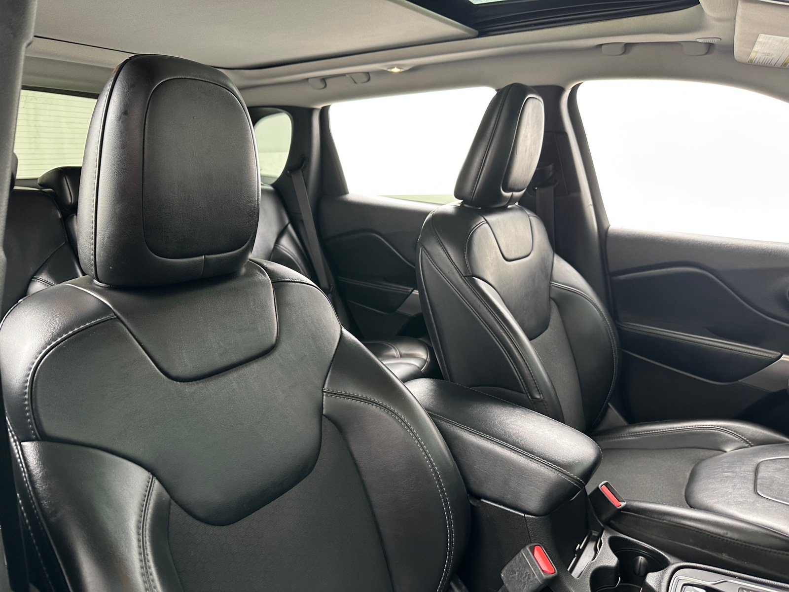 Thumbnail: 2021 Jeep Cherokee - 2