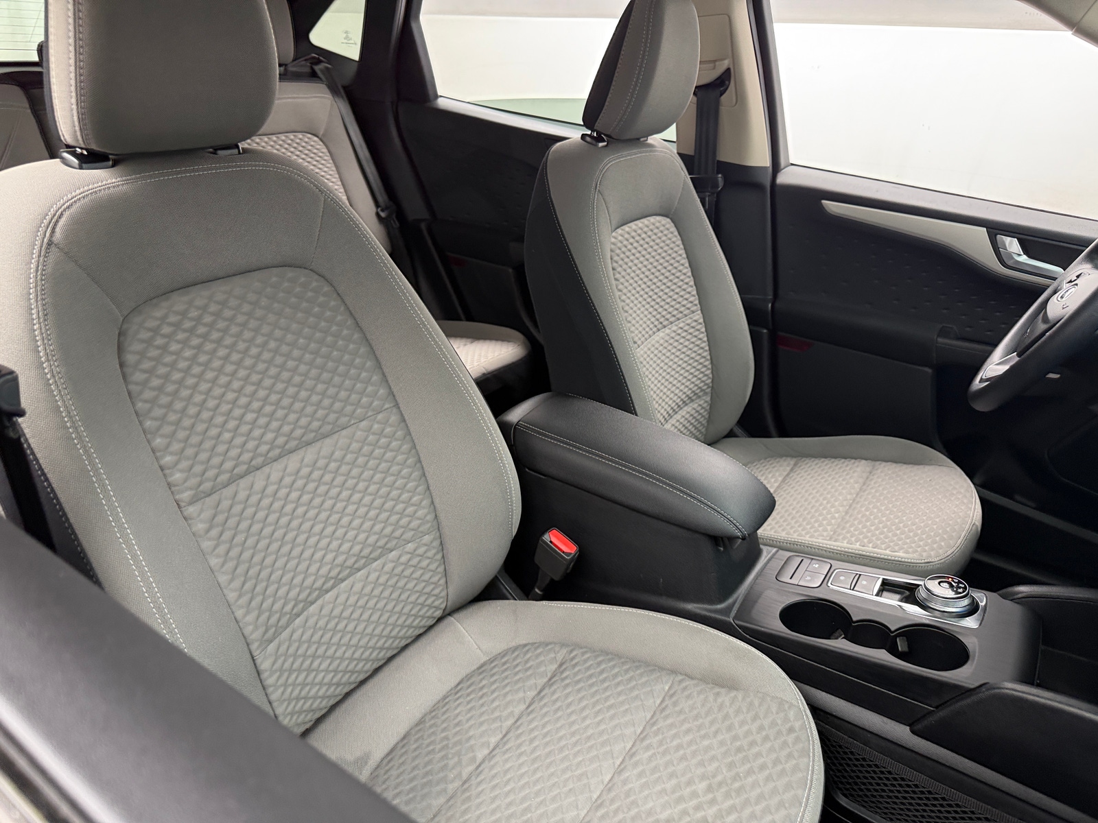 Thumbnail: 2020 Ford Escape - 2