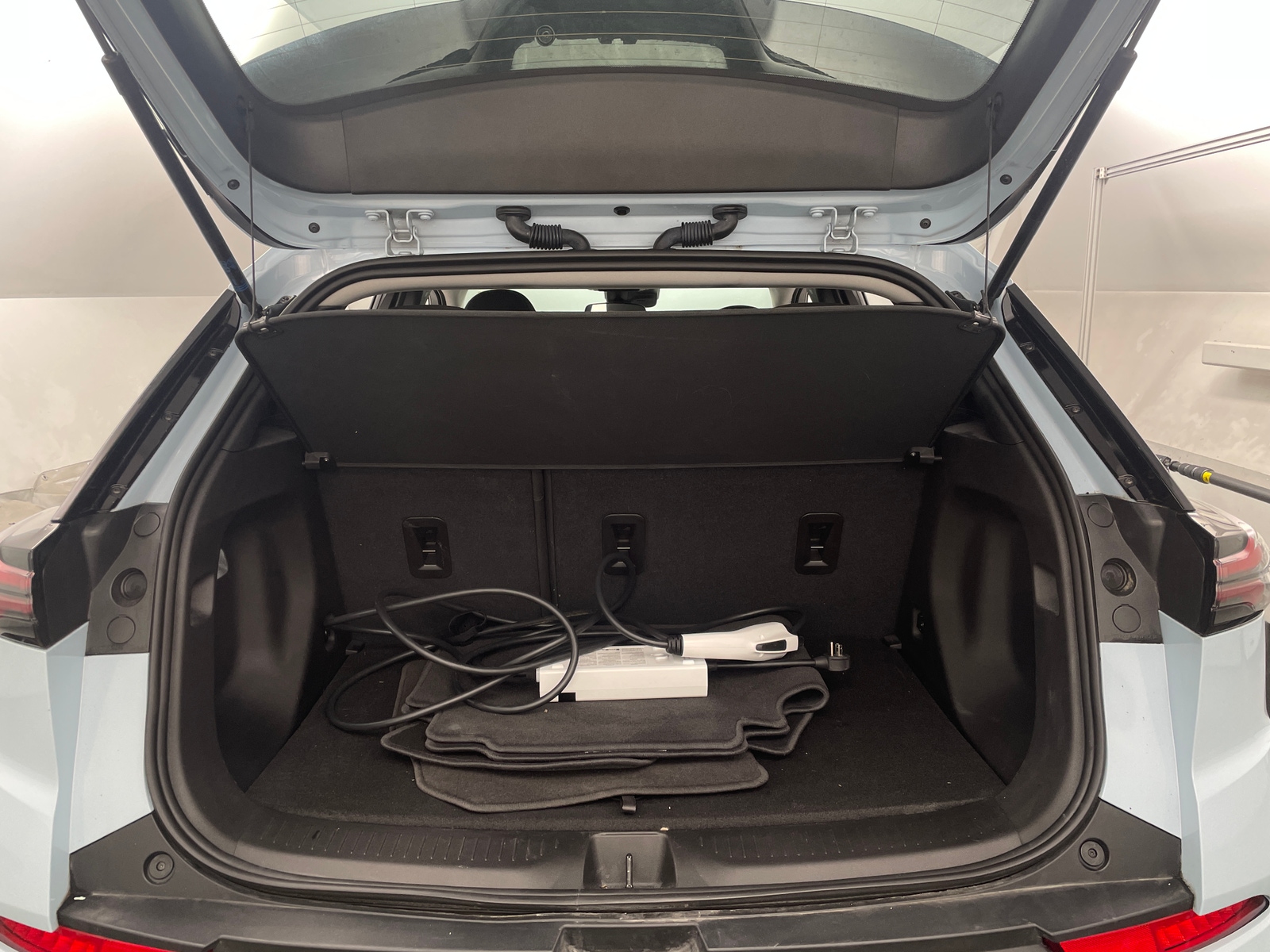 Thumbnail: 2023 Chevrolet Bolt EUV - 7