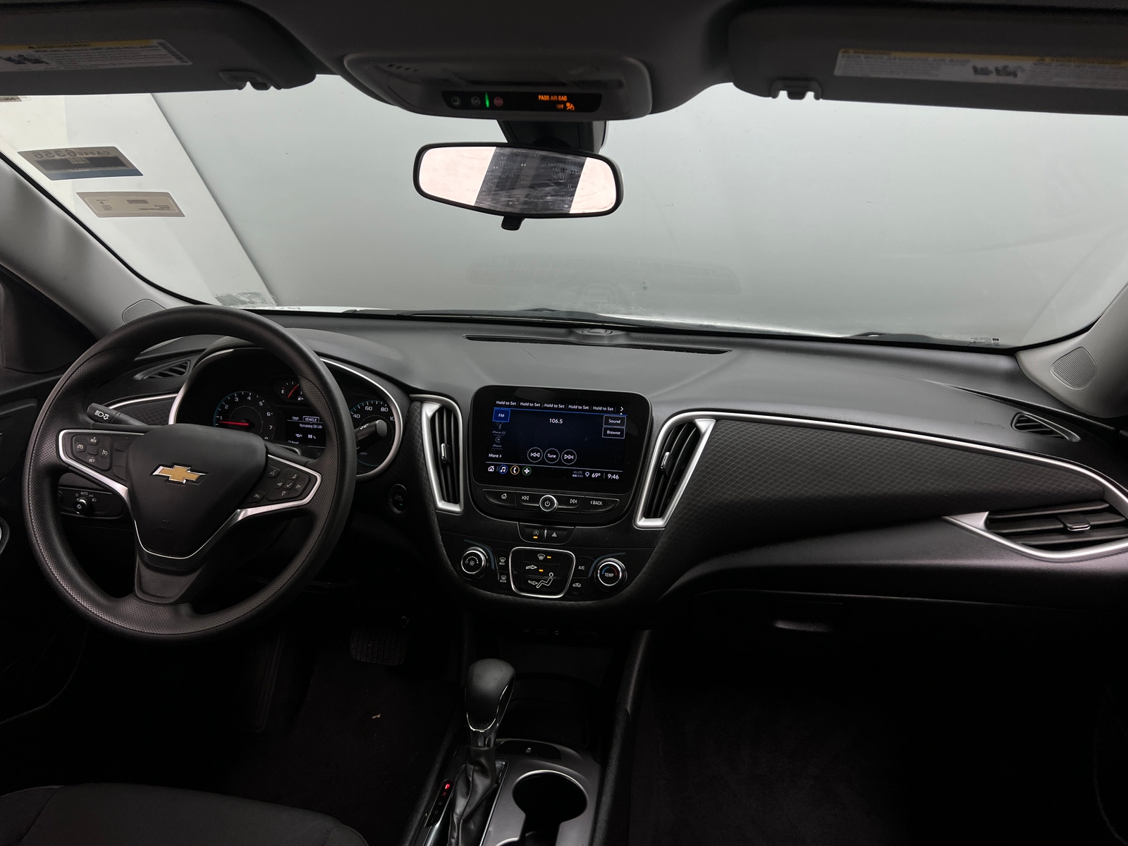 Thumbnail: 2022 Chevrolet Malibu - 3