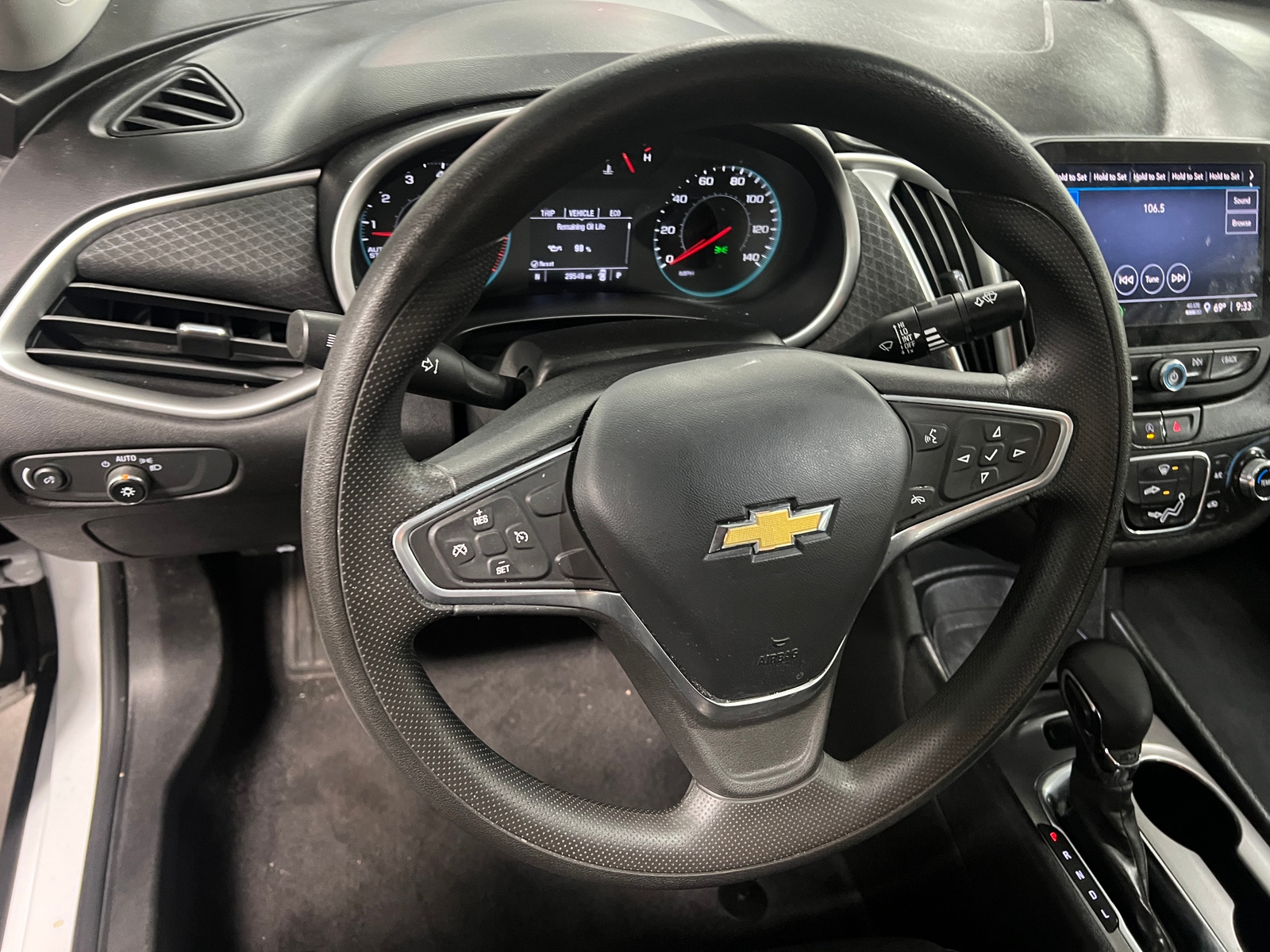 Thumbnail: 2022 Chevrolet Malibu - 5