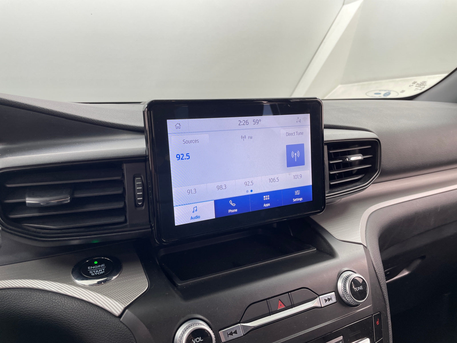 Thumbnail: 2020 Ford Explorer - 4