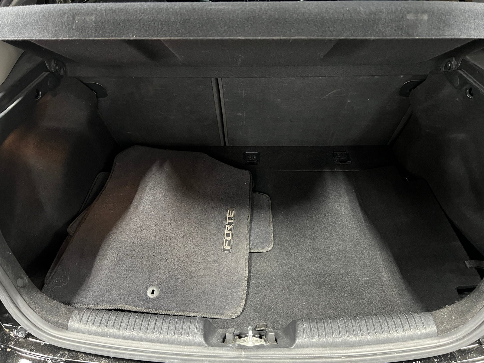 Thumbnail: 2018 Kia Forte - 6