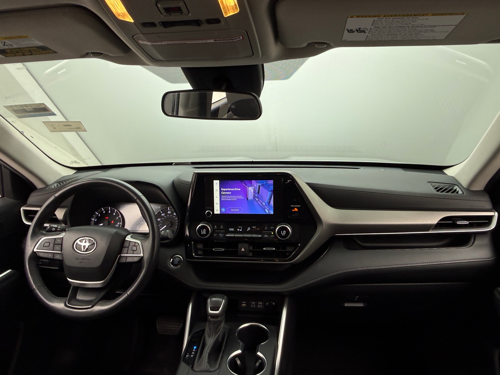 Thumbnail: 2023 Toyota Highlander - 3