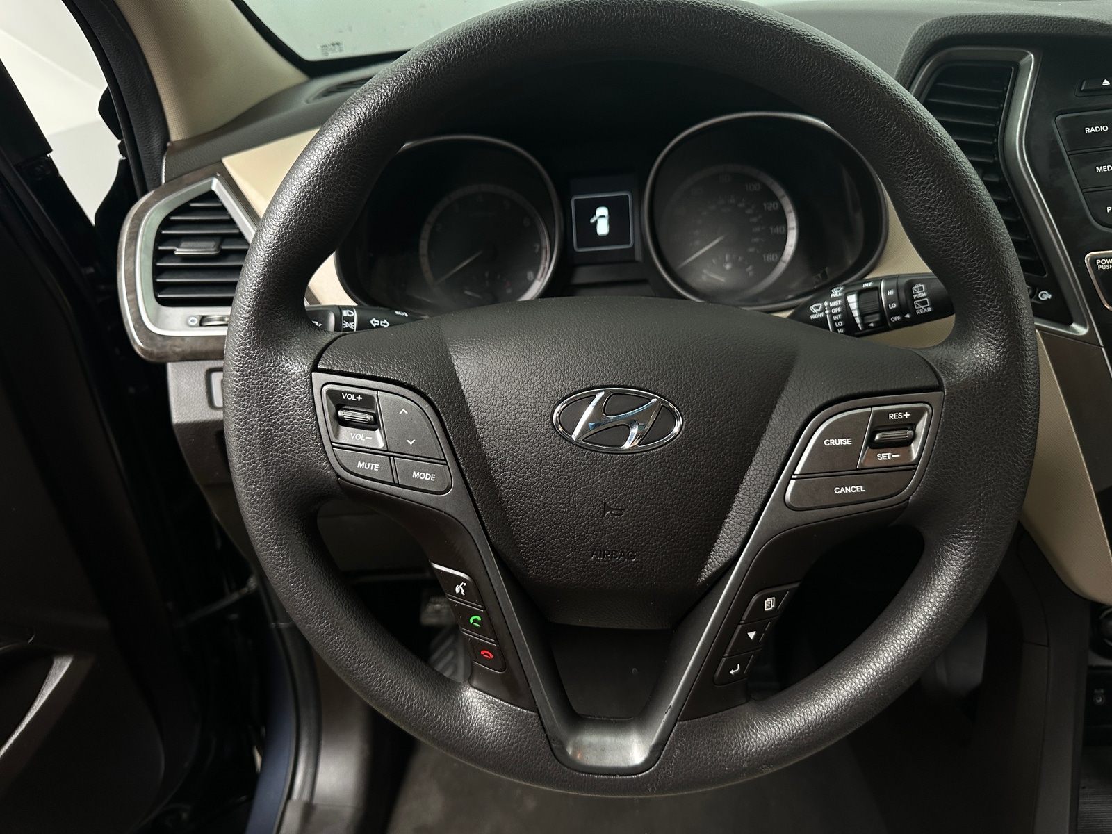 Thumbnail: 2018 Hyundai Santa Fe - 5